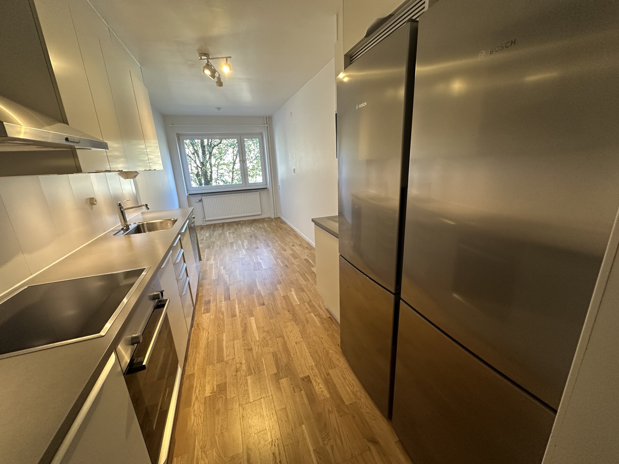 20251002_094633897_iOS