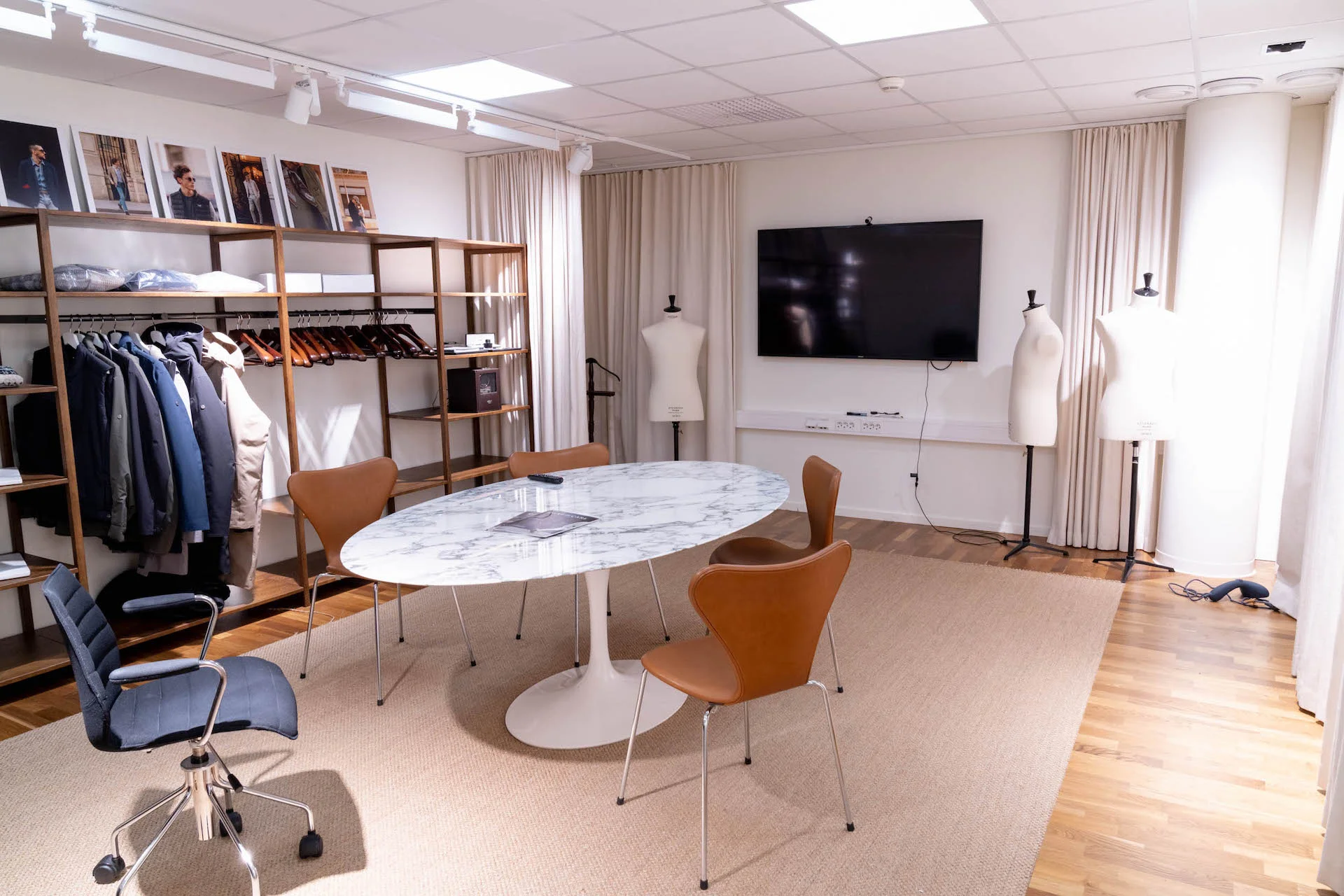 kontorslokal-i-open-office-med-exklusiva-material-pa-675-kvm-10.jpg