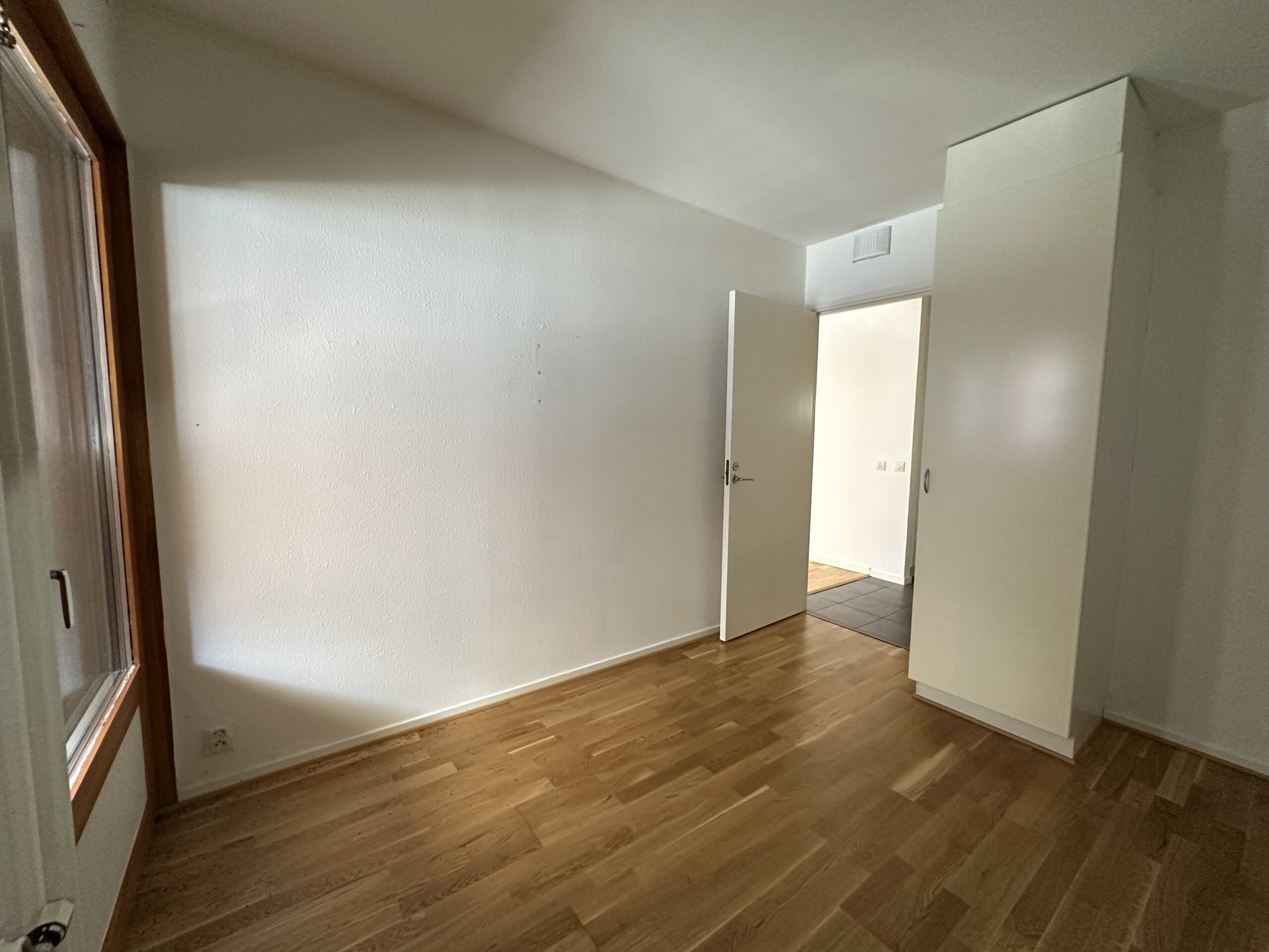 20250630_094431155_iOS