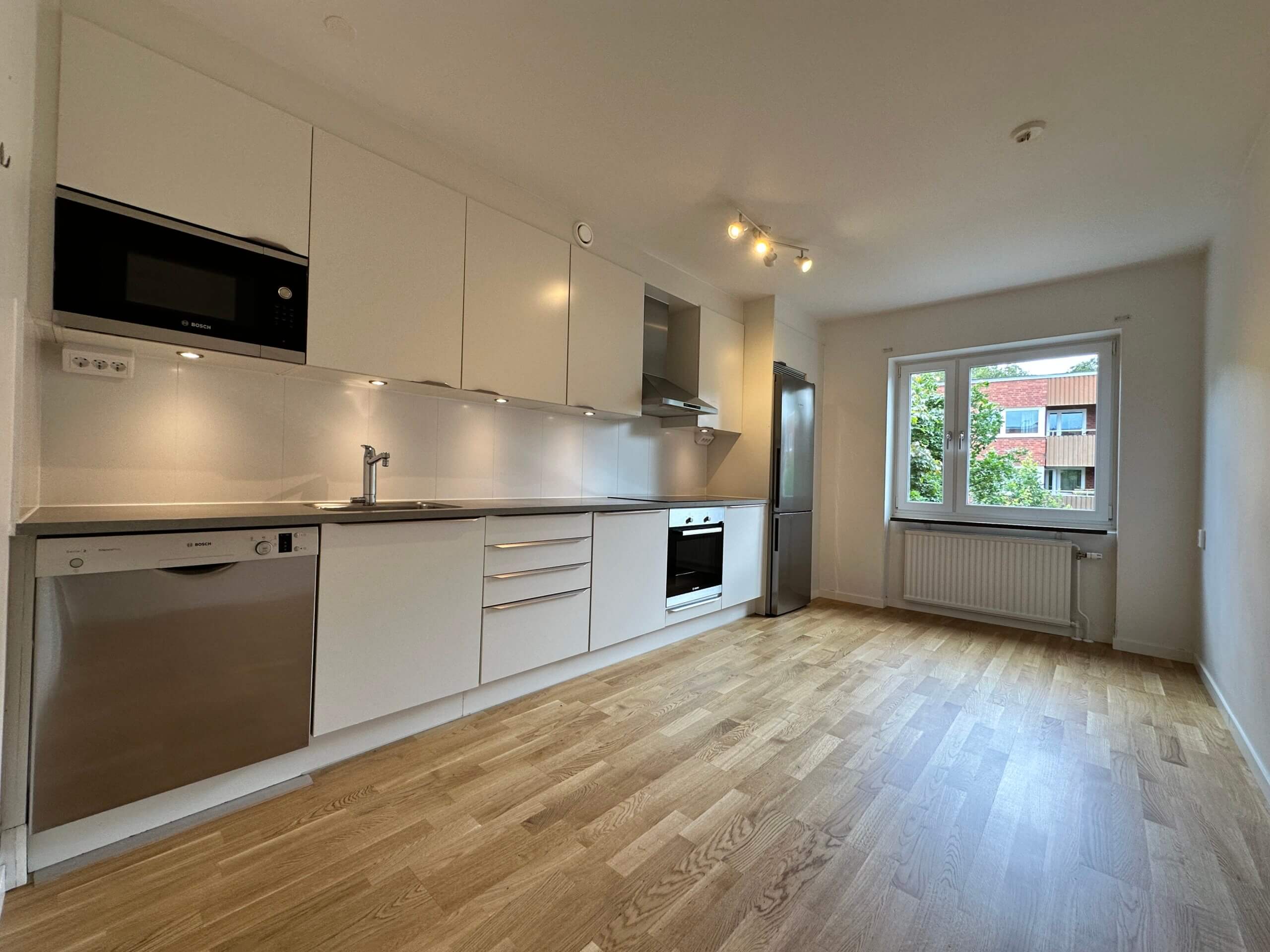 20250806_085709897_iOS