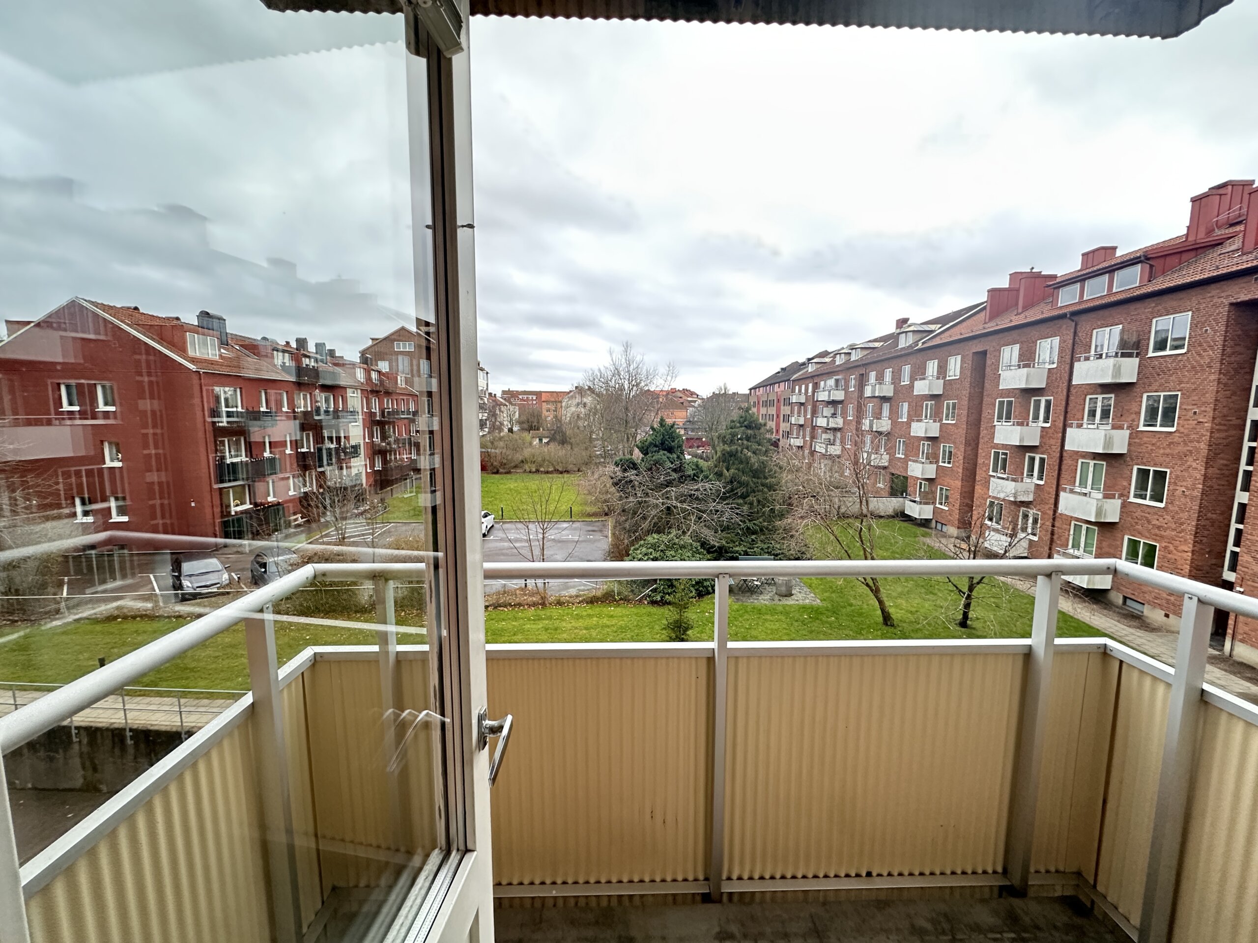 20251208_132227634_iOS