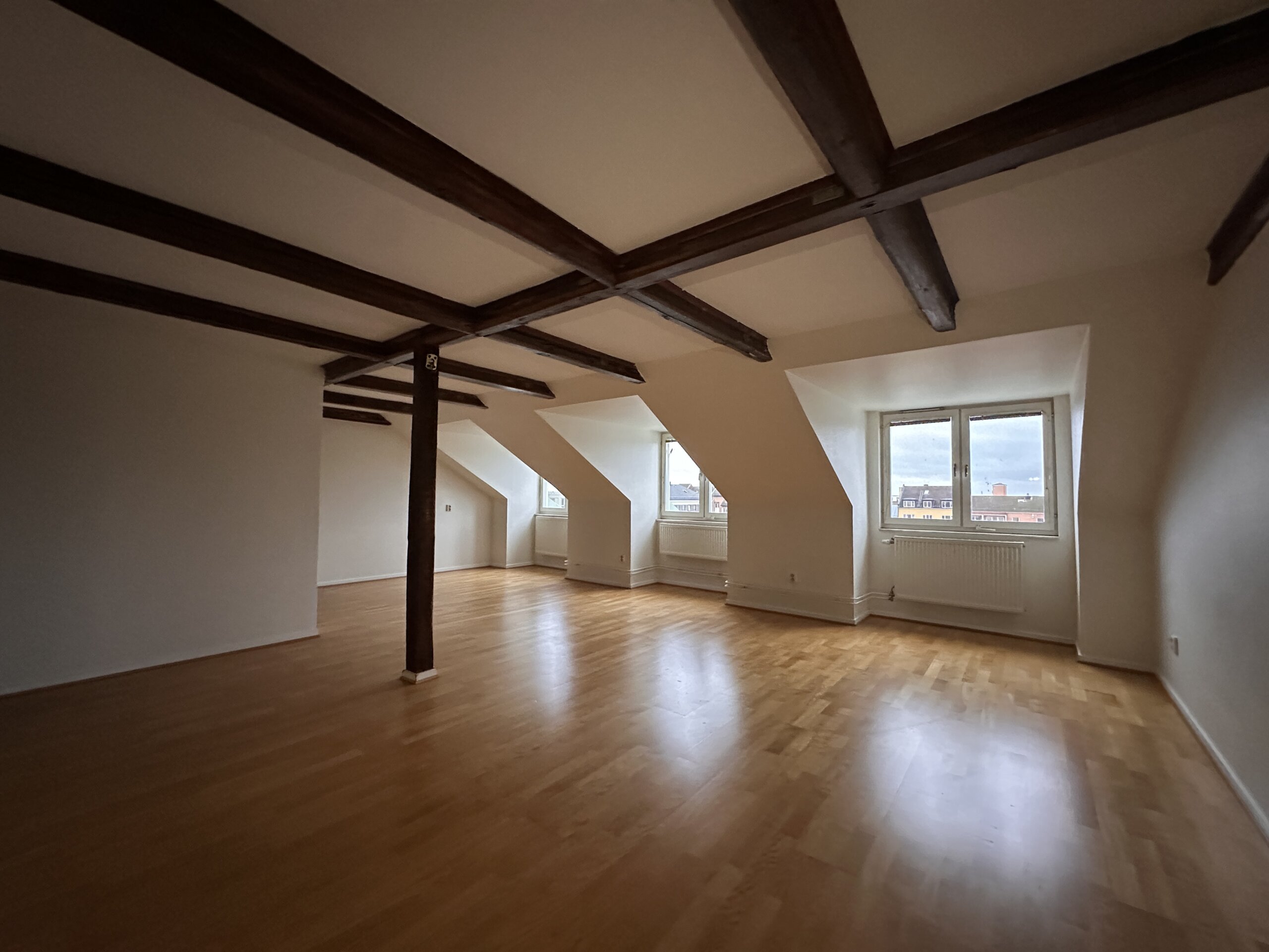 20251208_134322920_iOS