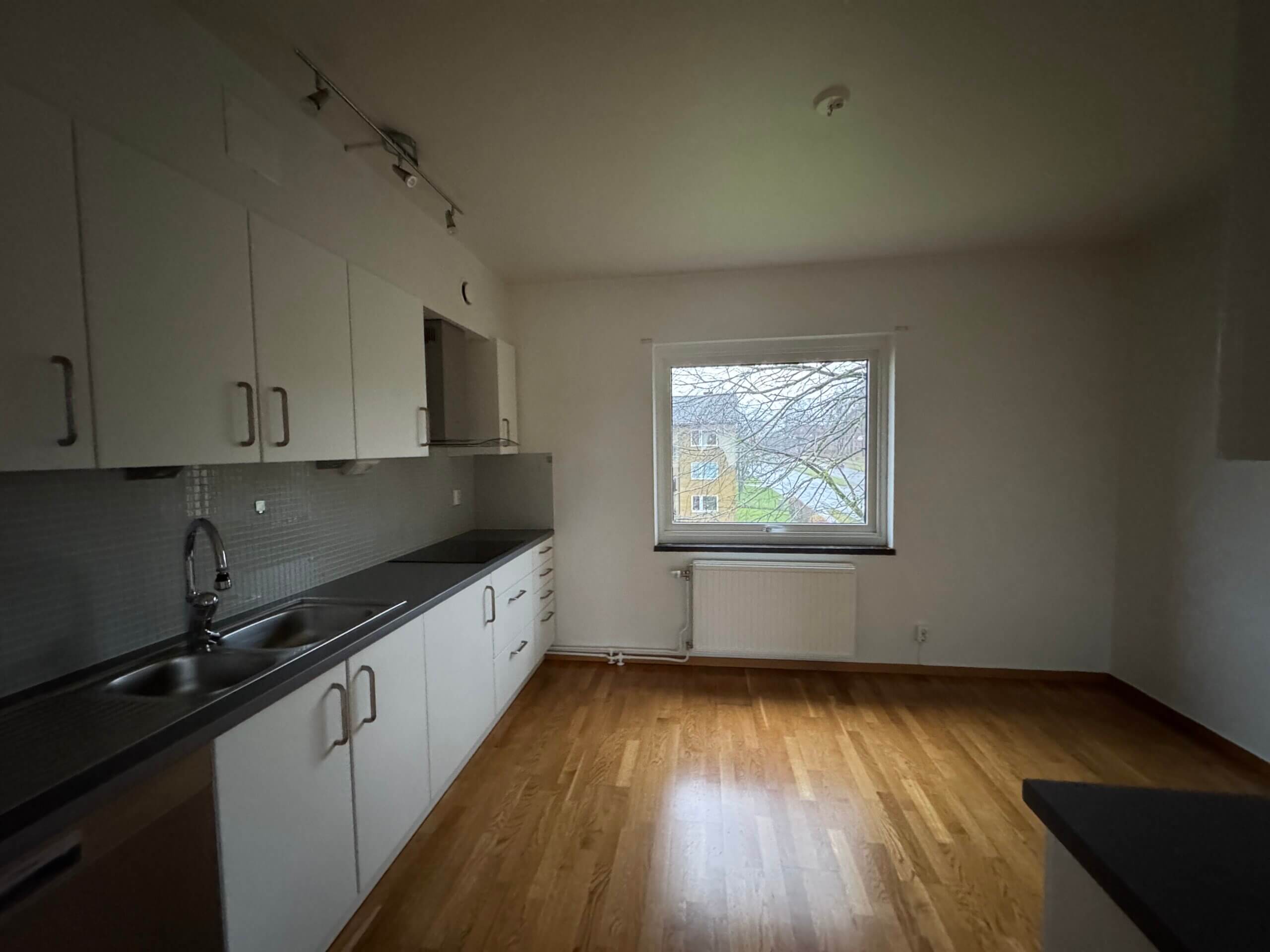 20251211_103703671_iOS-scaled