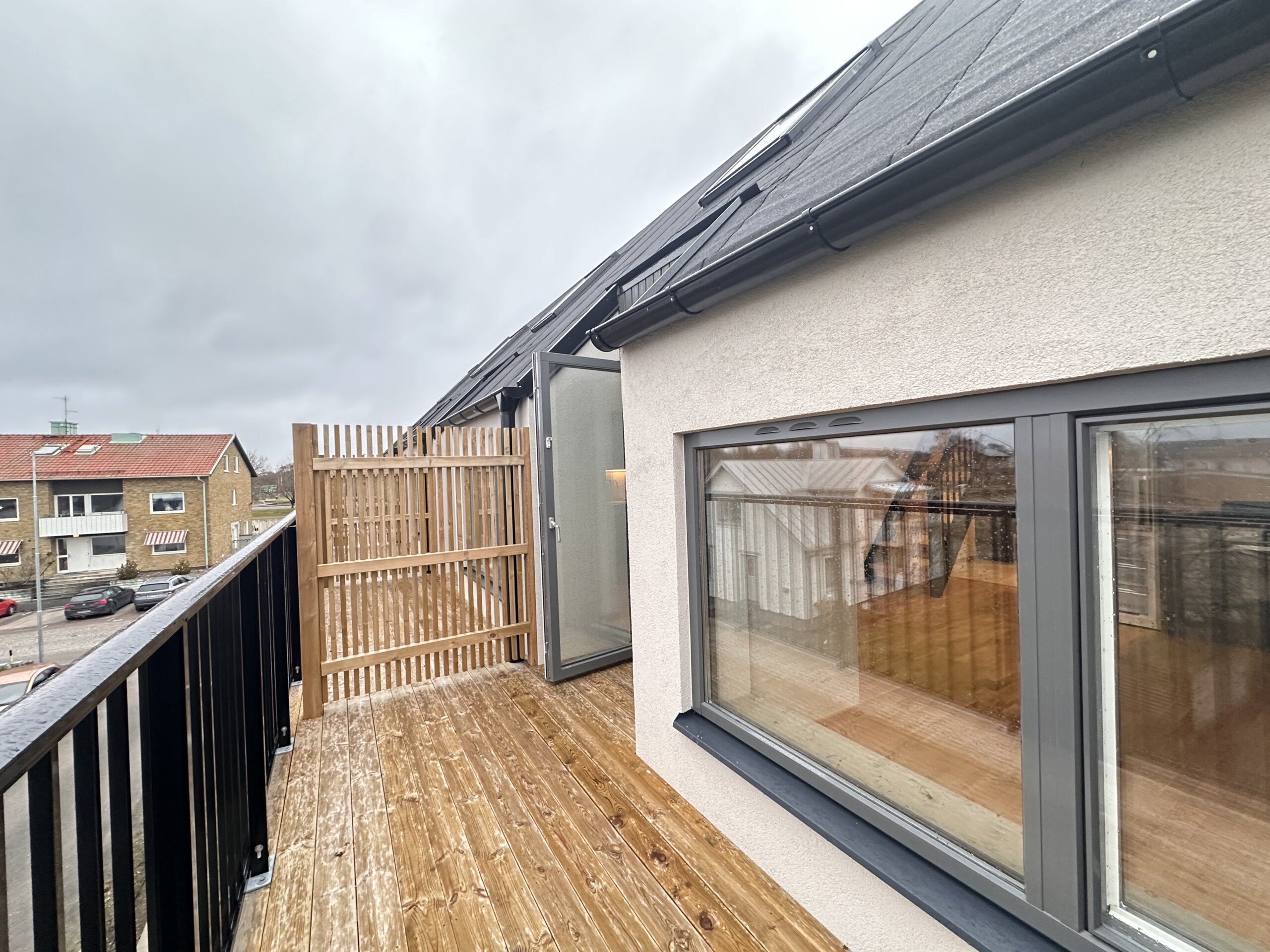 20251211_121333422_iOS