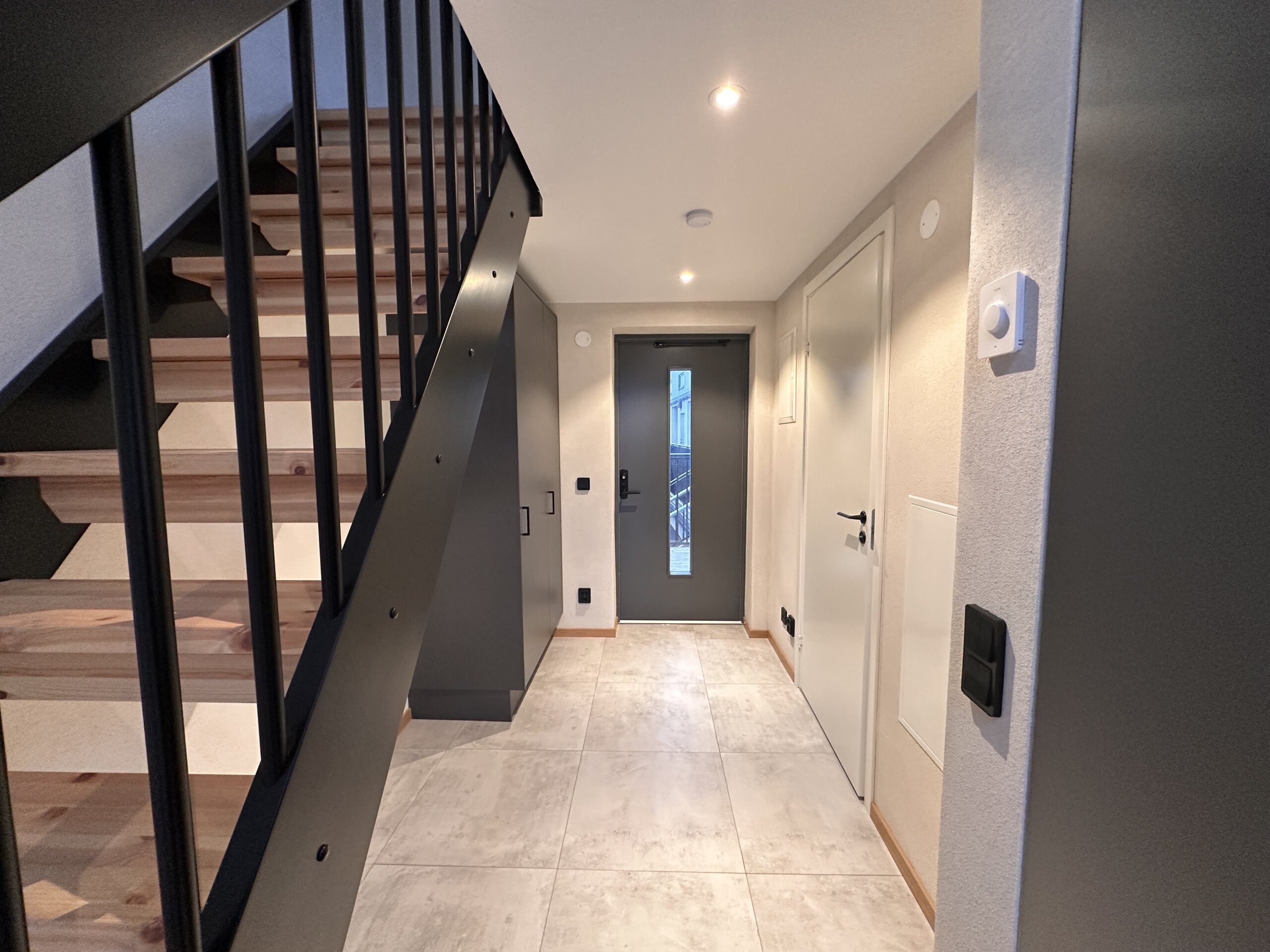 20251211_121453896_iOS