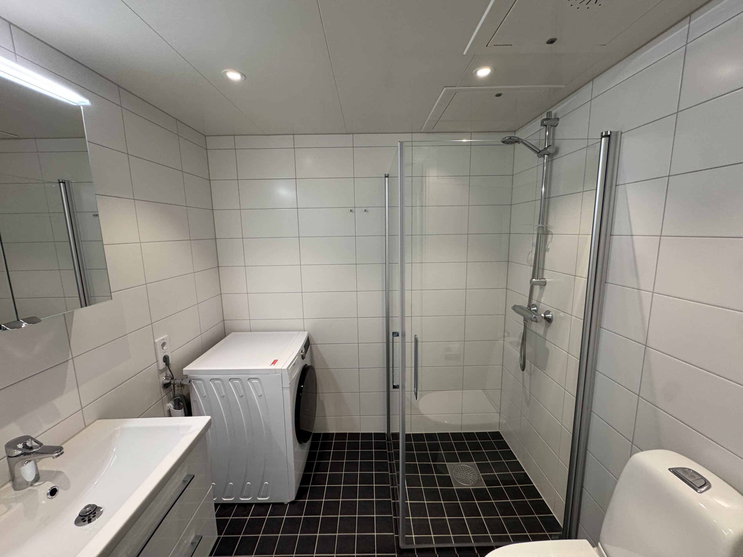 20251218_102616351_iOS