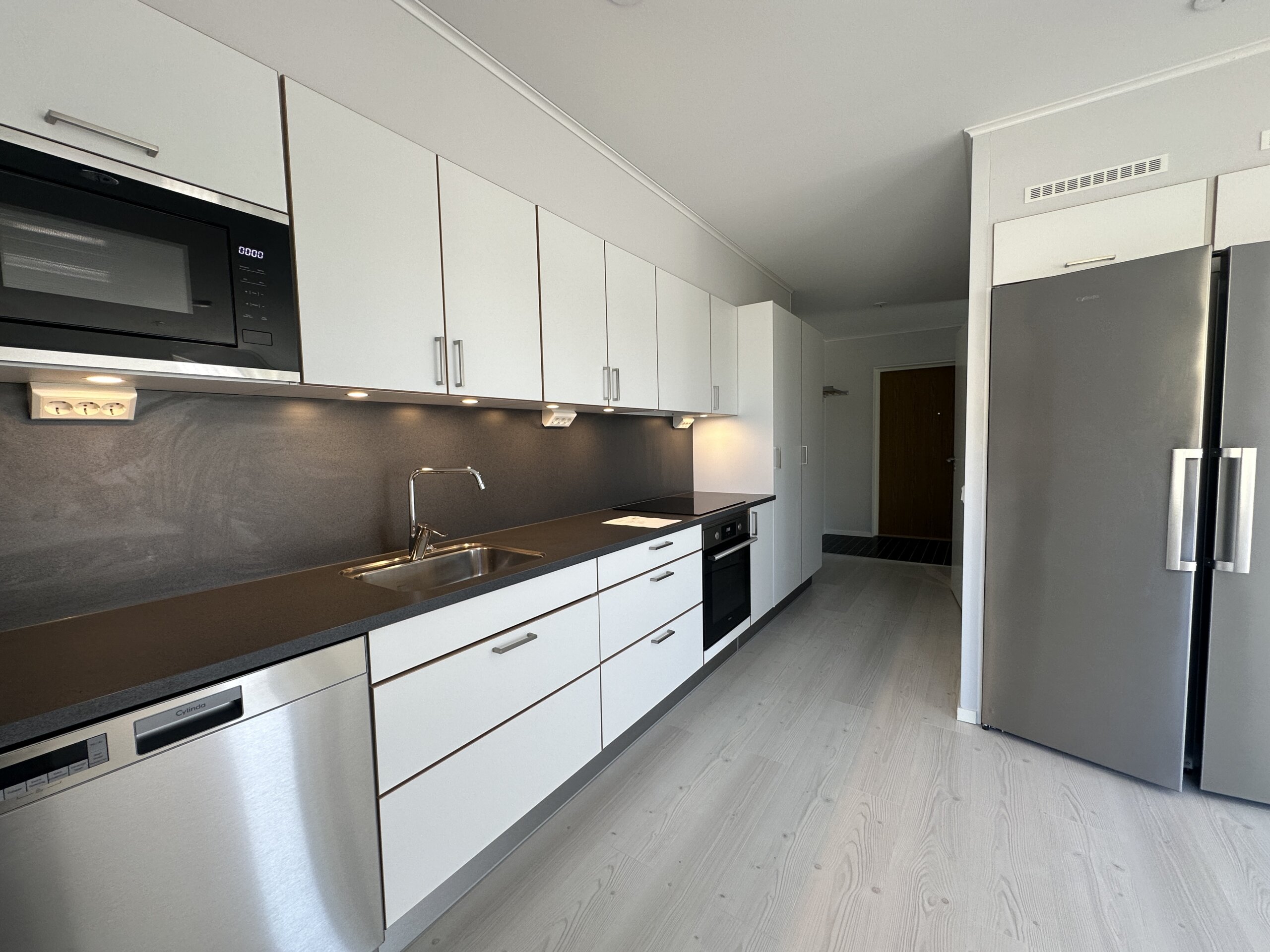 20260420_124447023_iOS