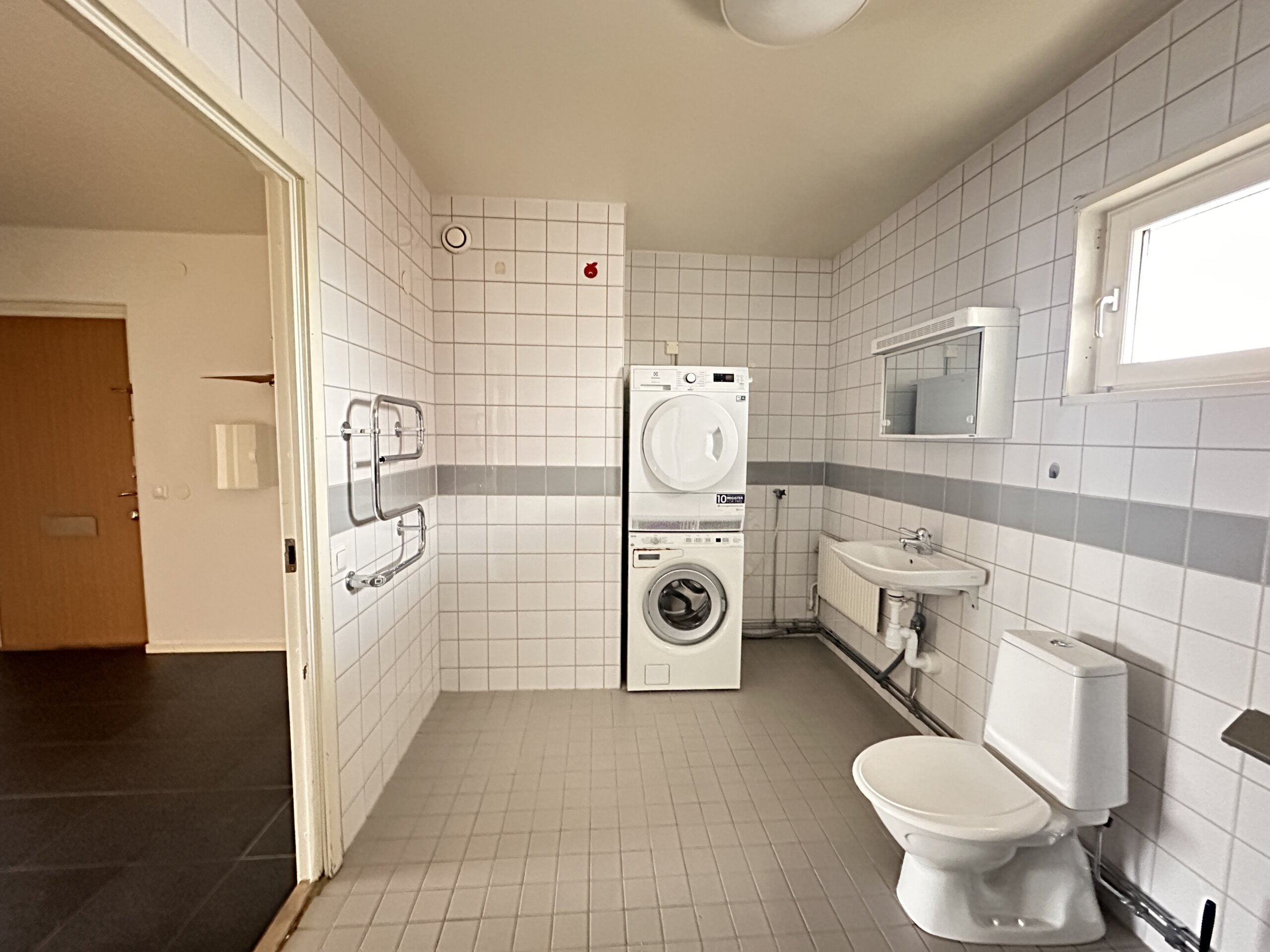 20260218_105436946_iOS