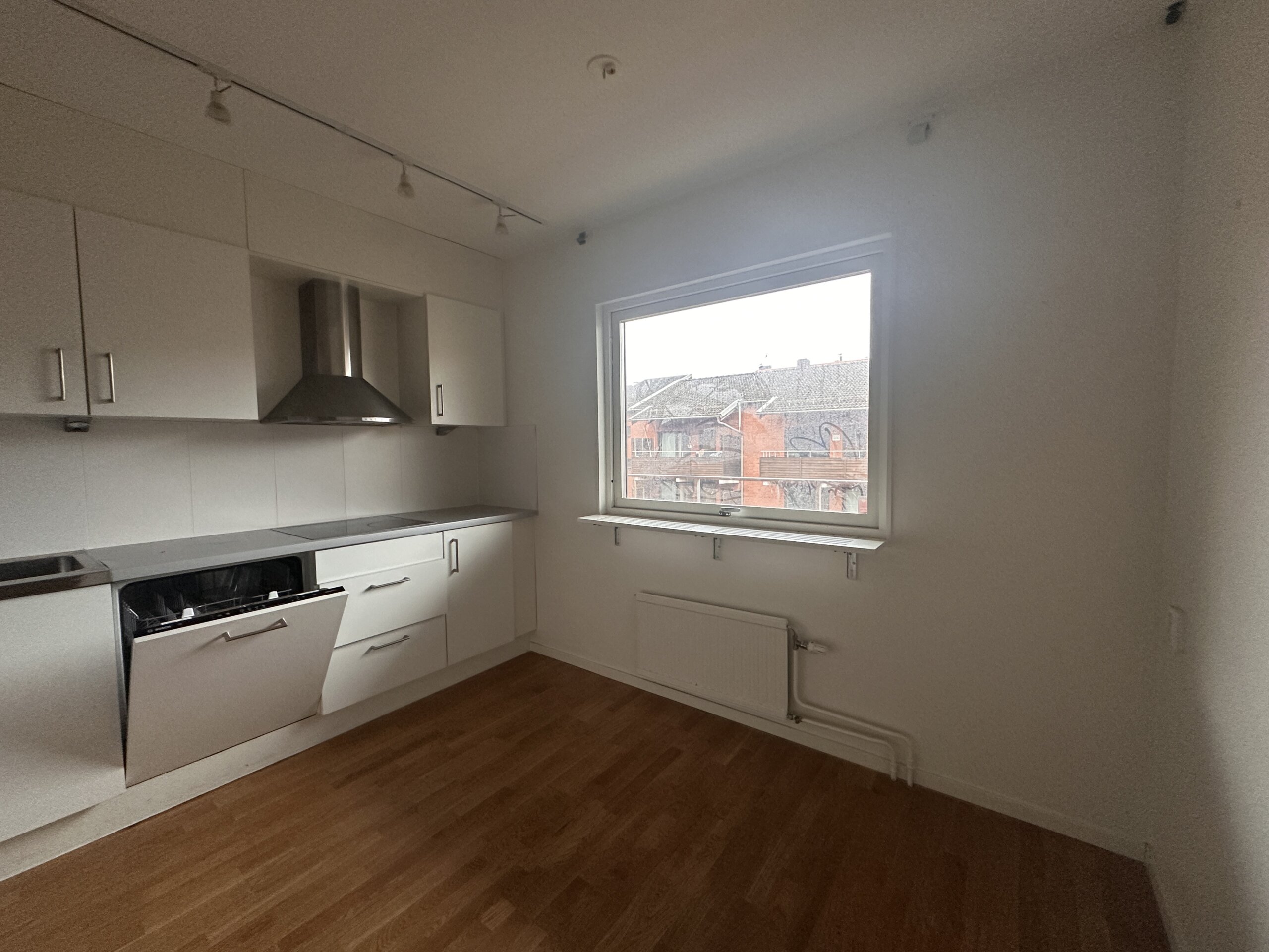 20251205_112944122_iOS