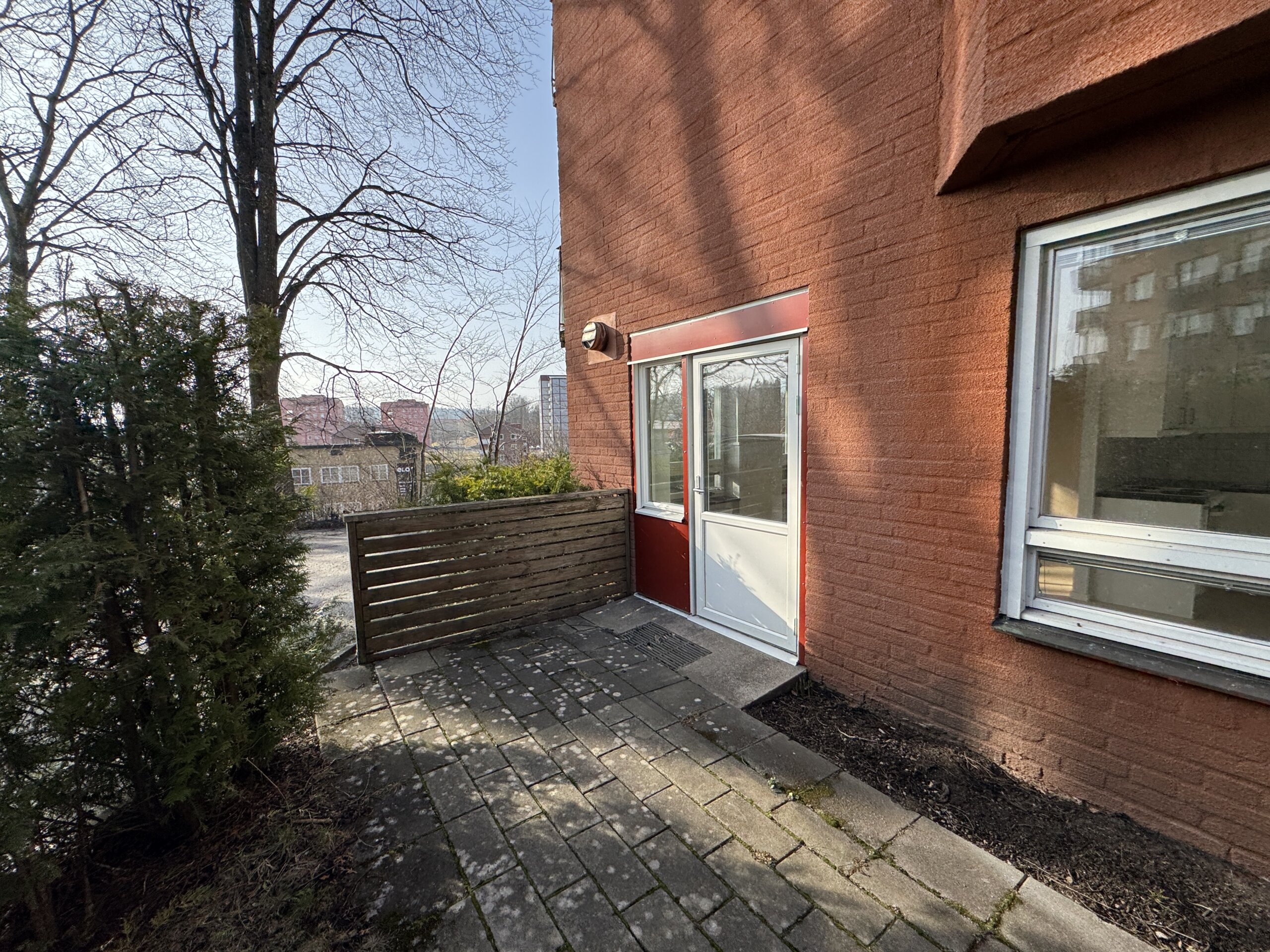 20260309_133933508_iOS