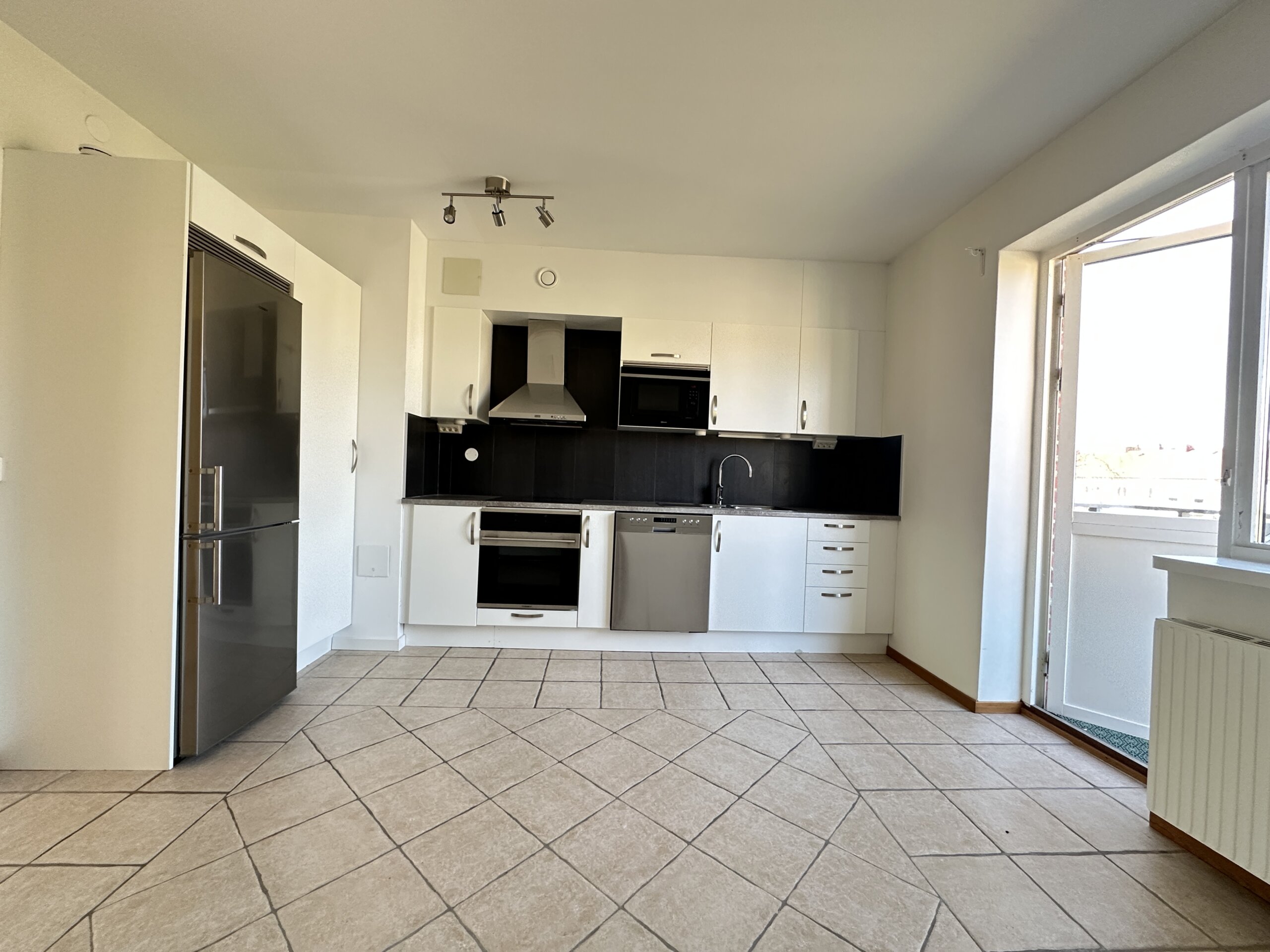 20260318_122600522_iOS