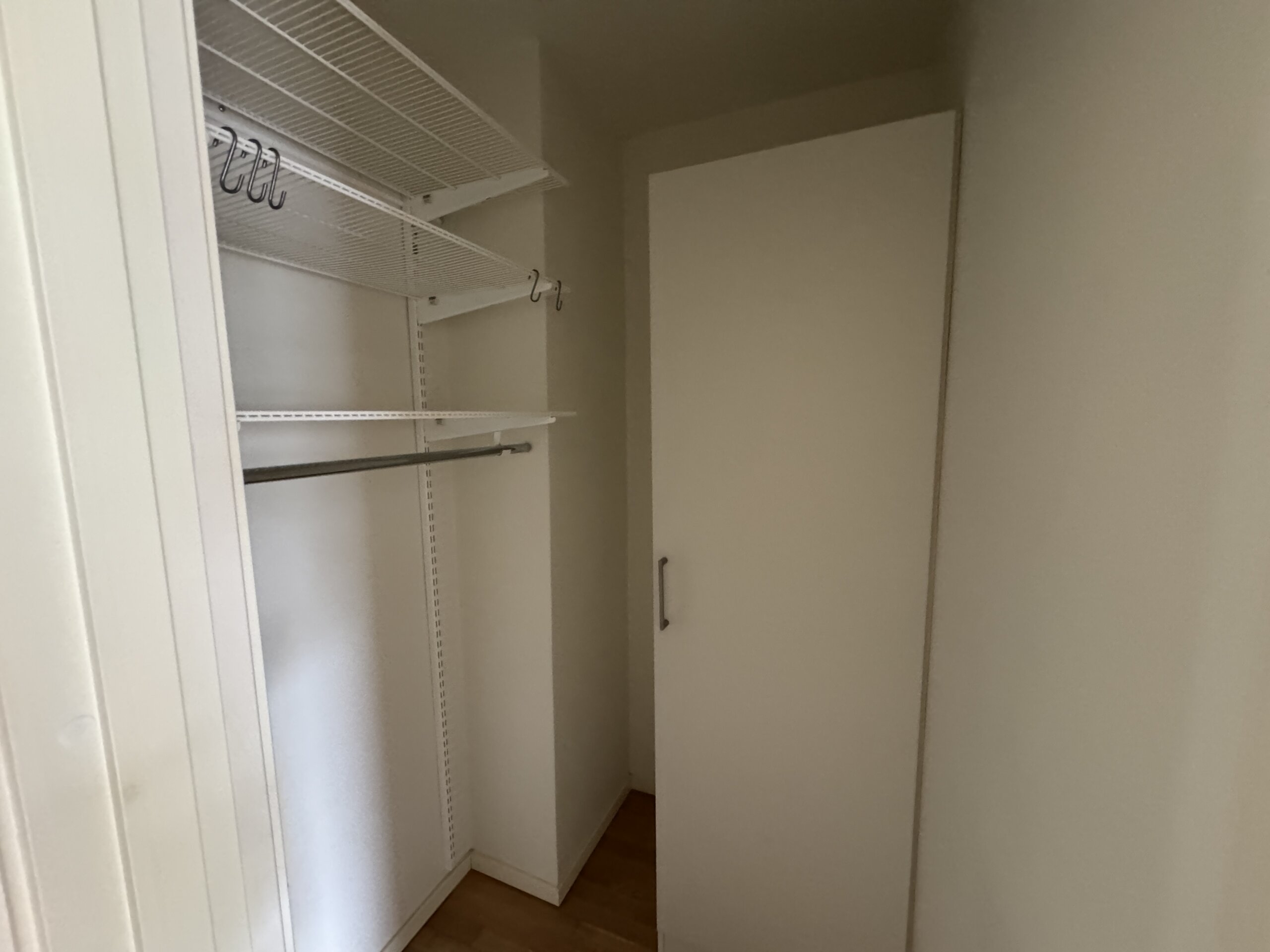 20250918_115237825_iOS