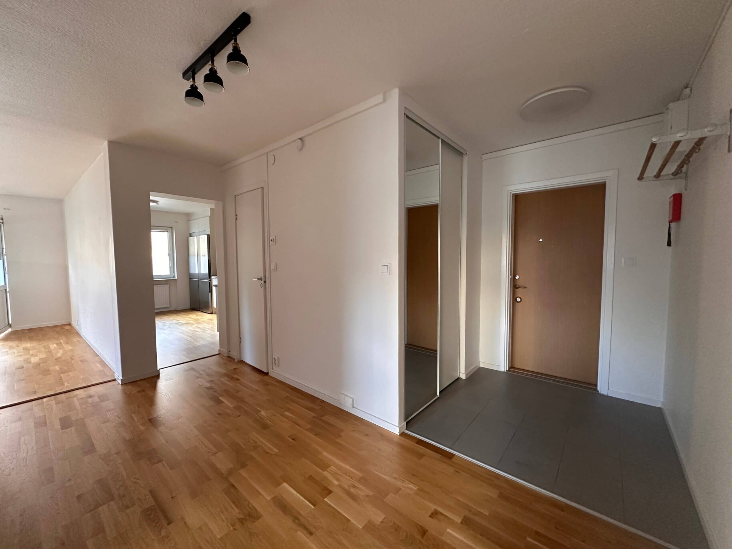 20251009_093649714_iOS