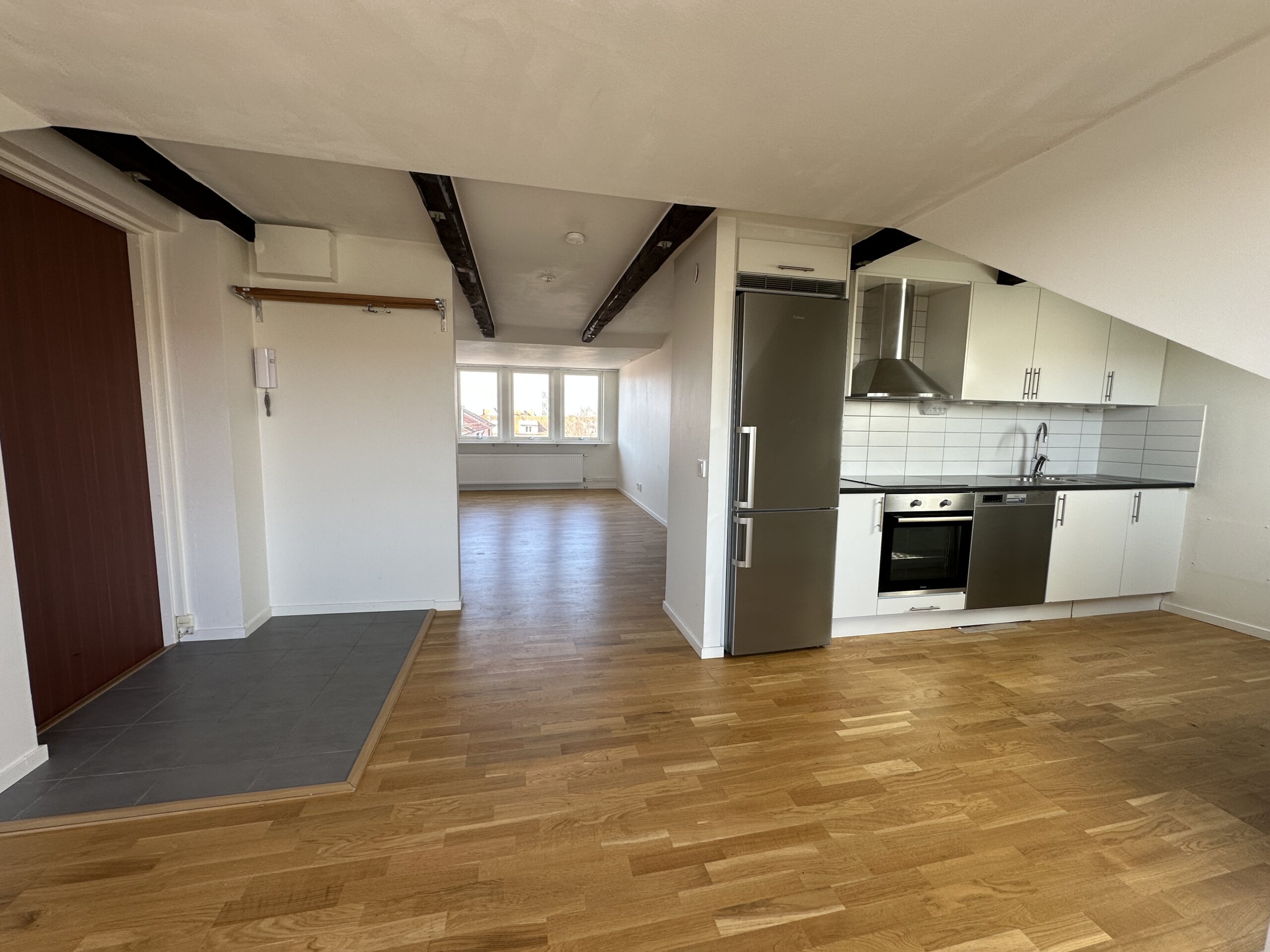 20260402_085428197_iOS