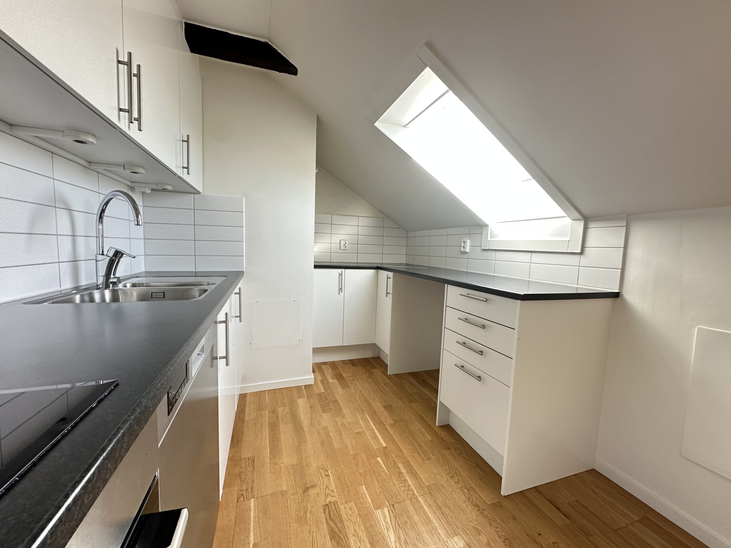 20260402_085441796_iOS