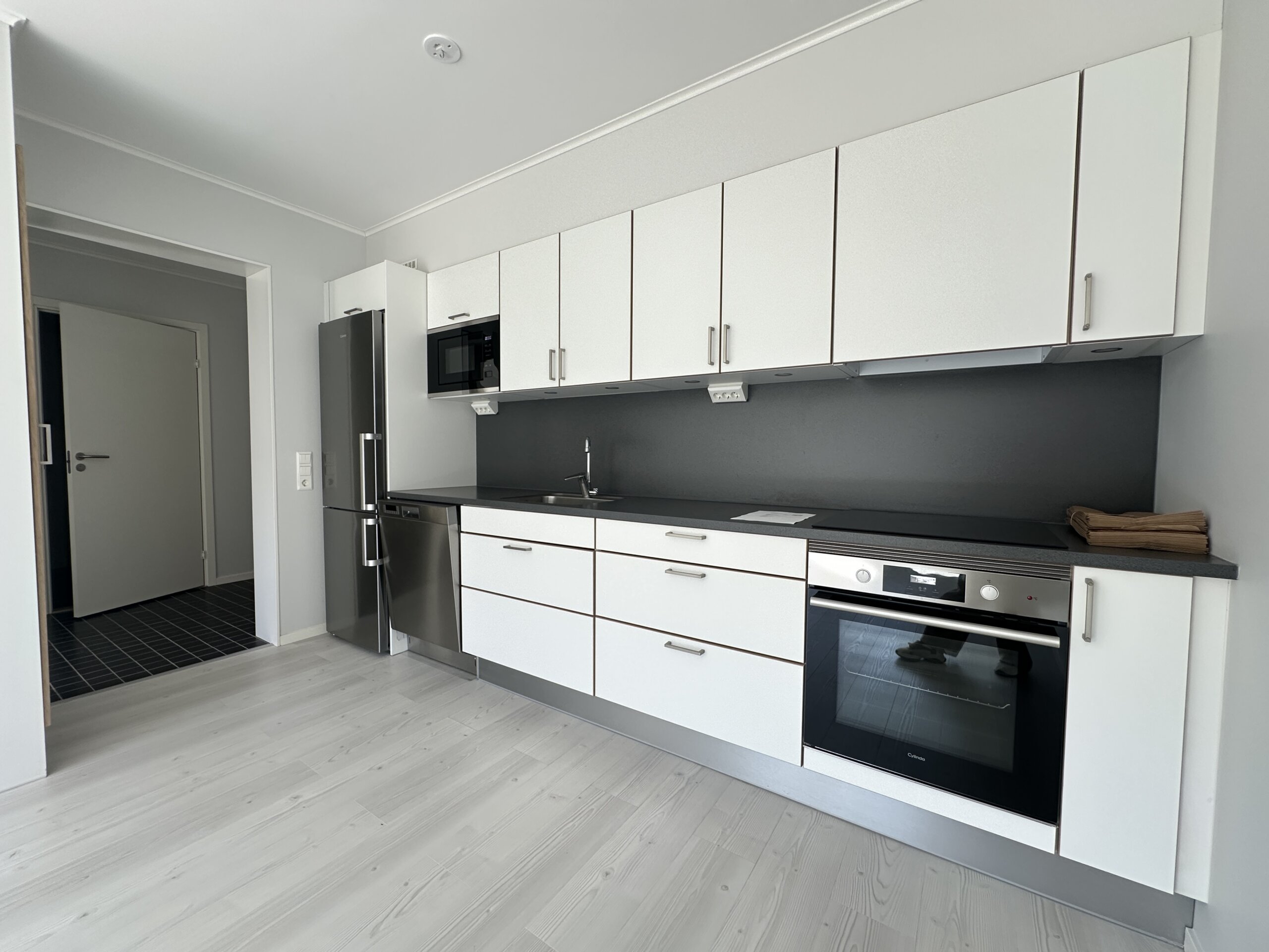 20260420_125353918_iOS