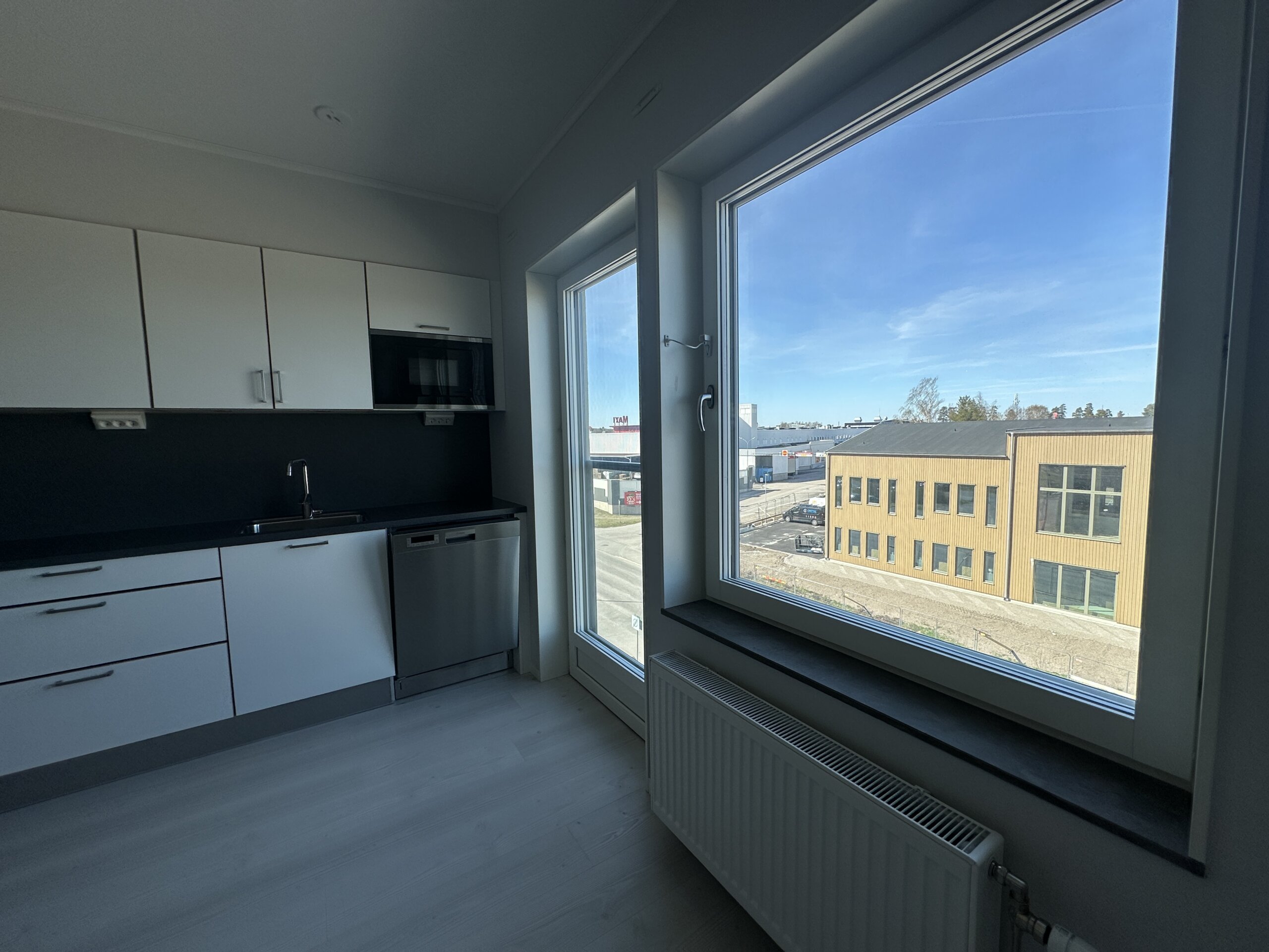 20260420_130648935_iOS