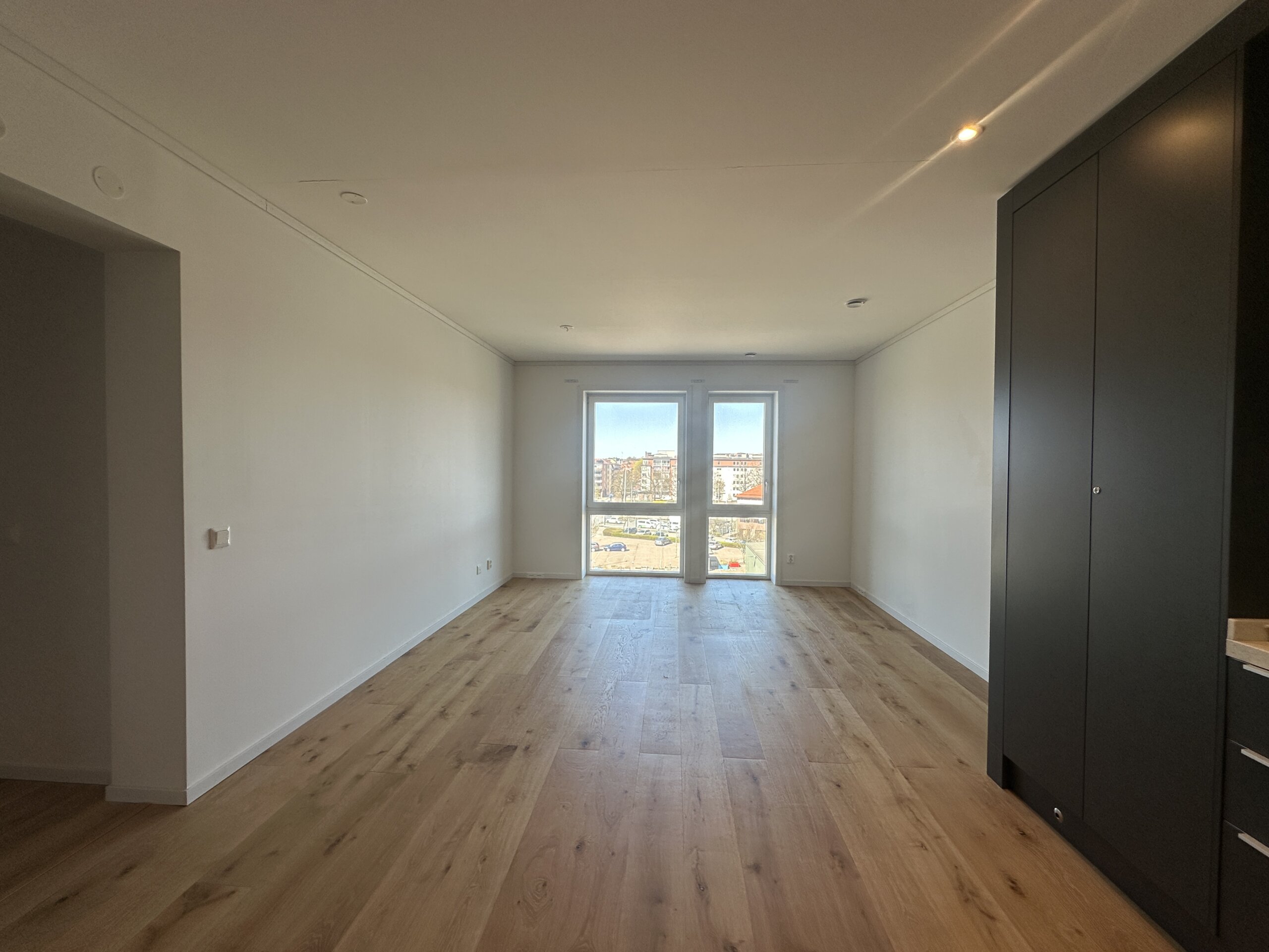 20260421_115653322_iOS