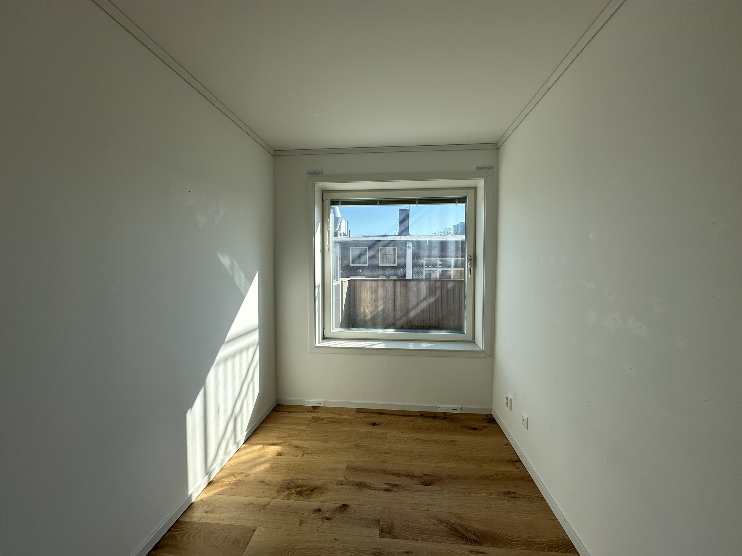 20260422_074606467_iOS