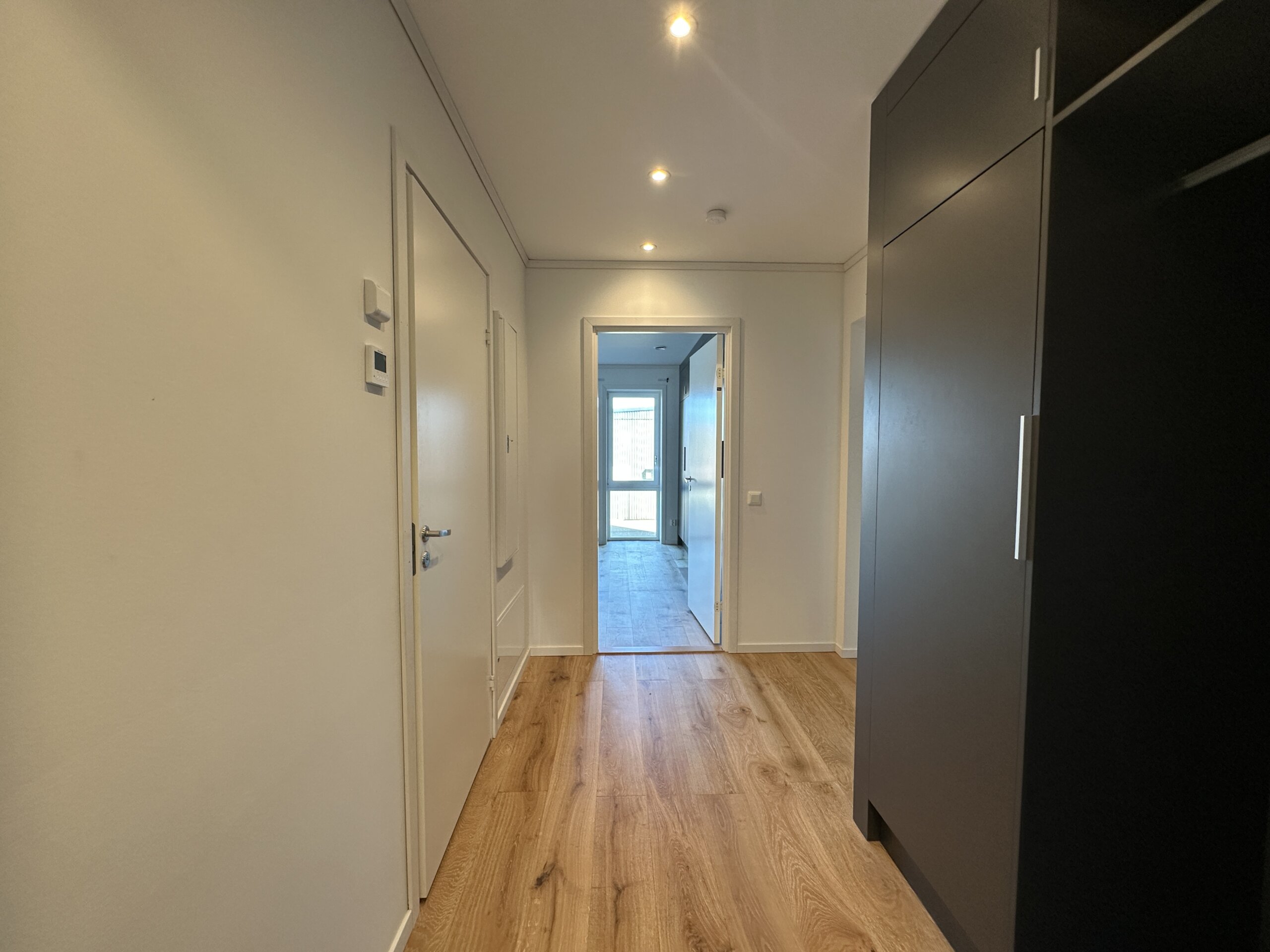 20260422_074744912_iOS