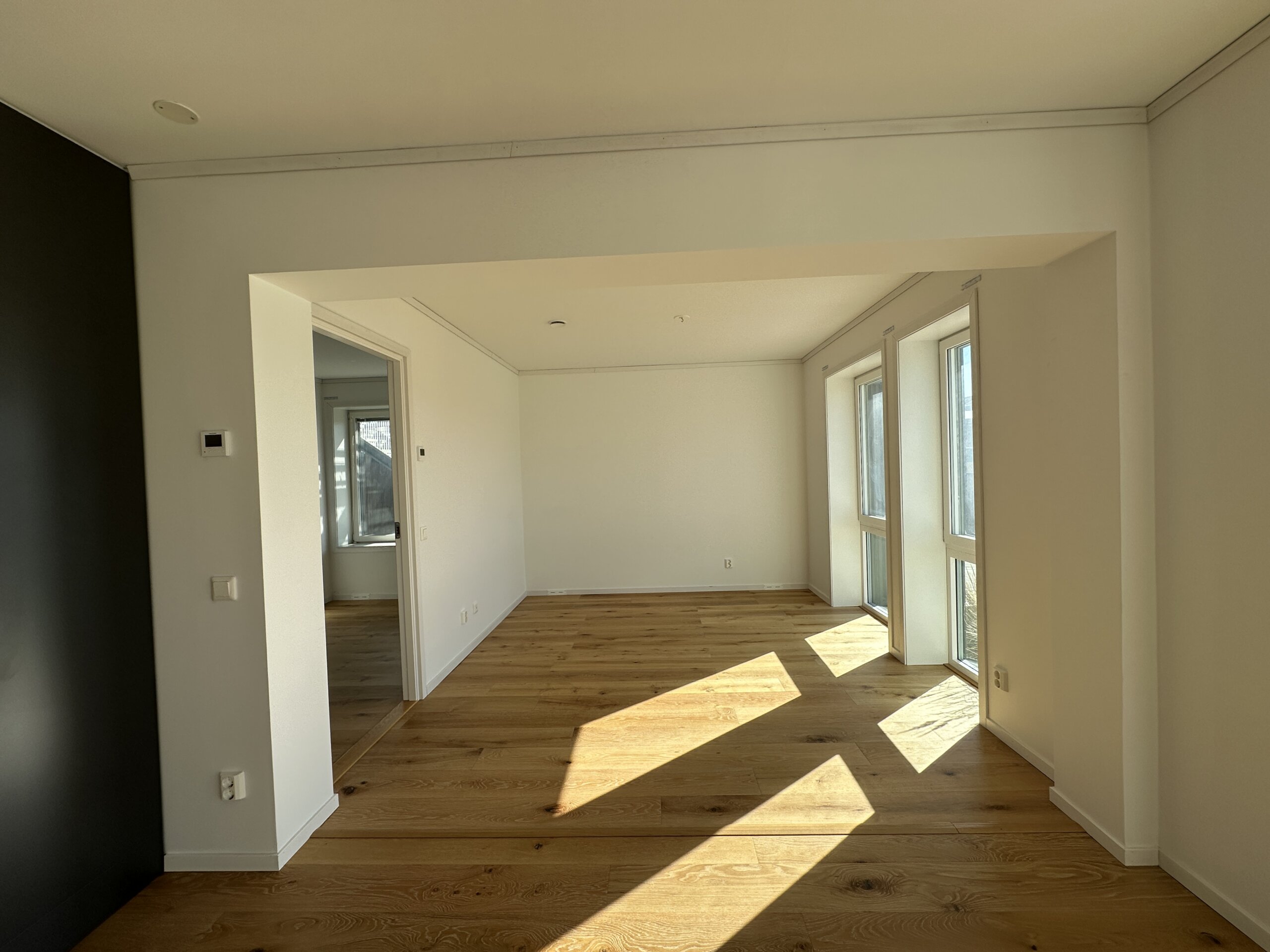 20260422_075035794_iOS