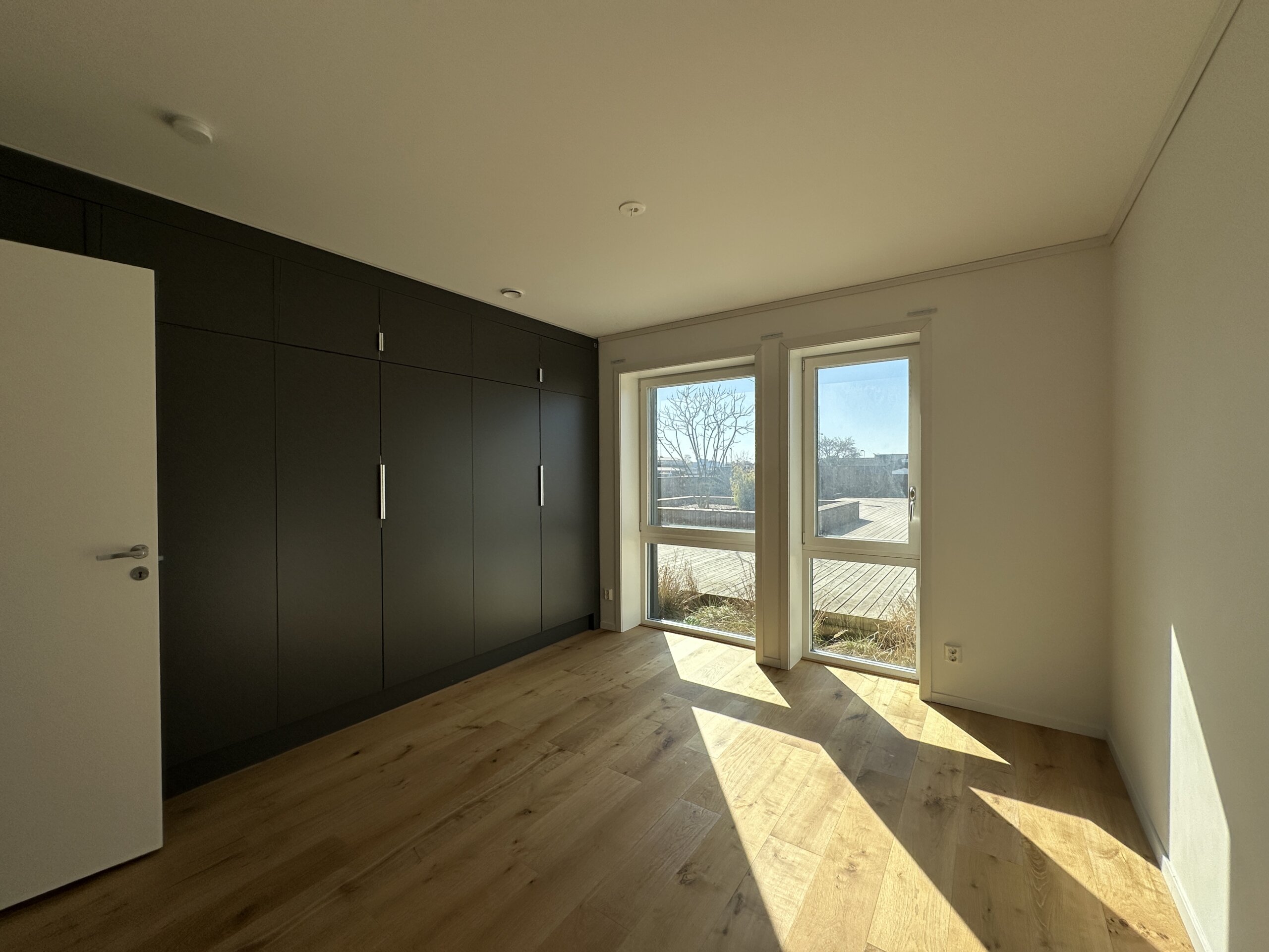 20260422_075159662_iOS