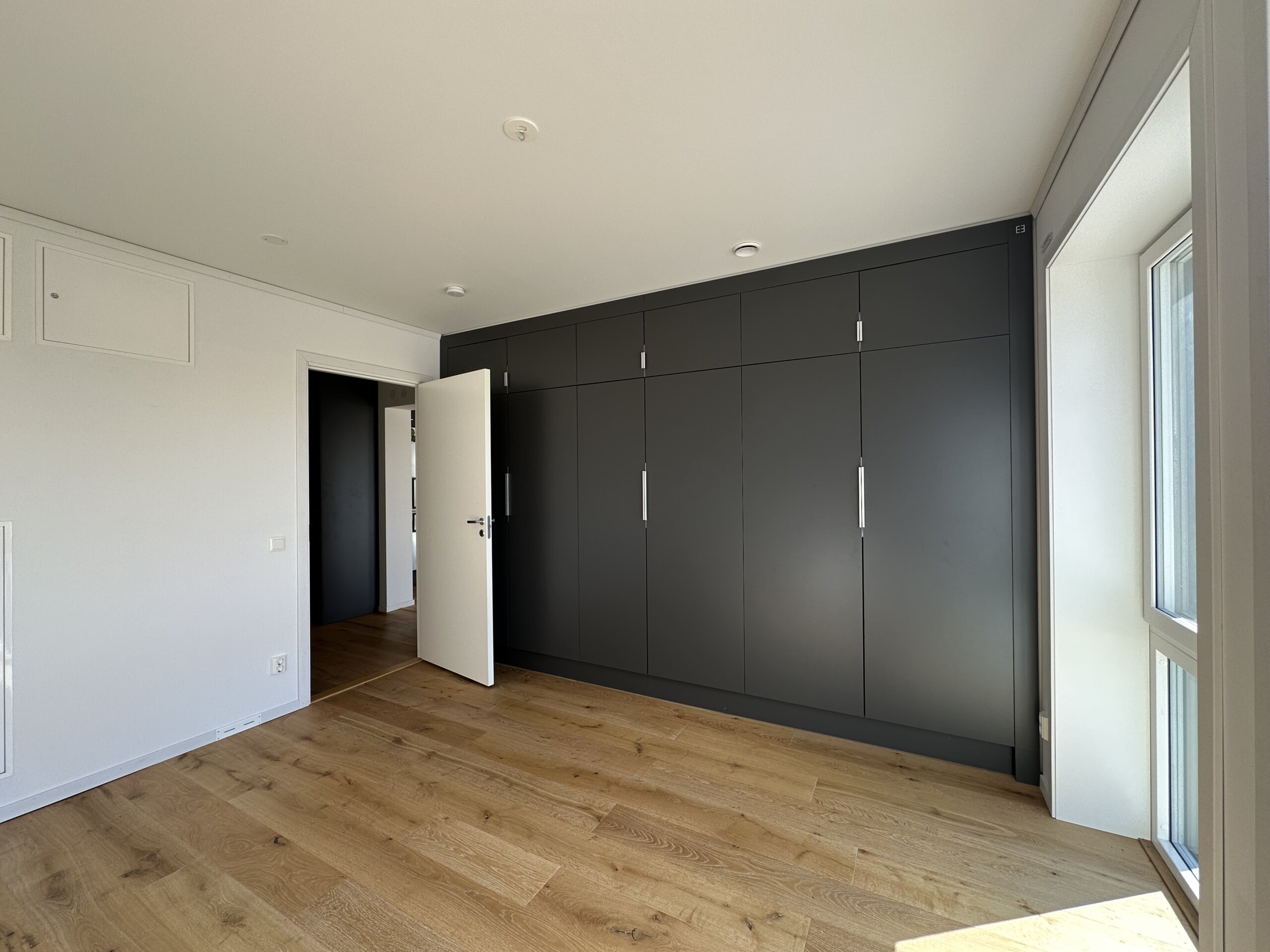 20260422_075210966_iOS