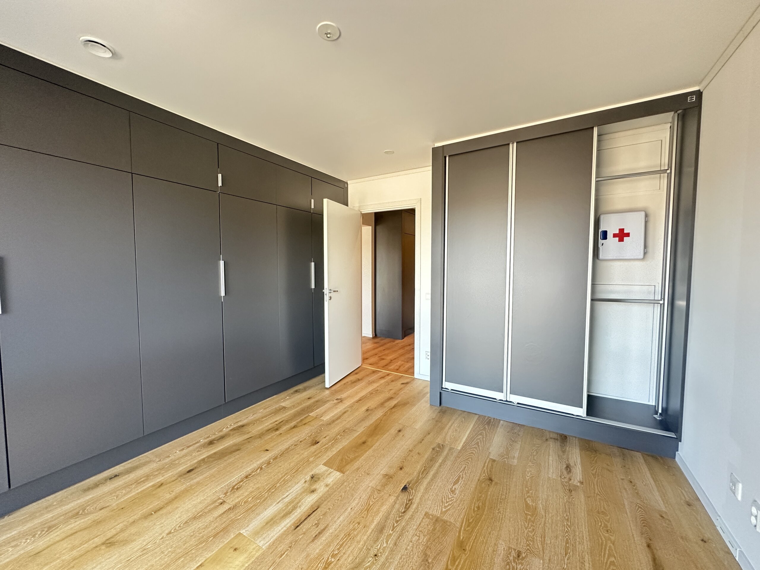 20260423_085510443_iOS