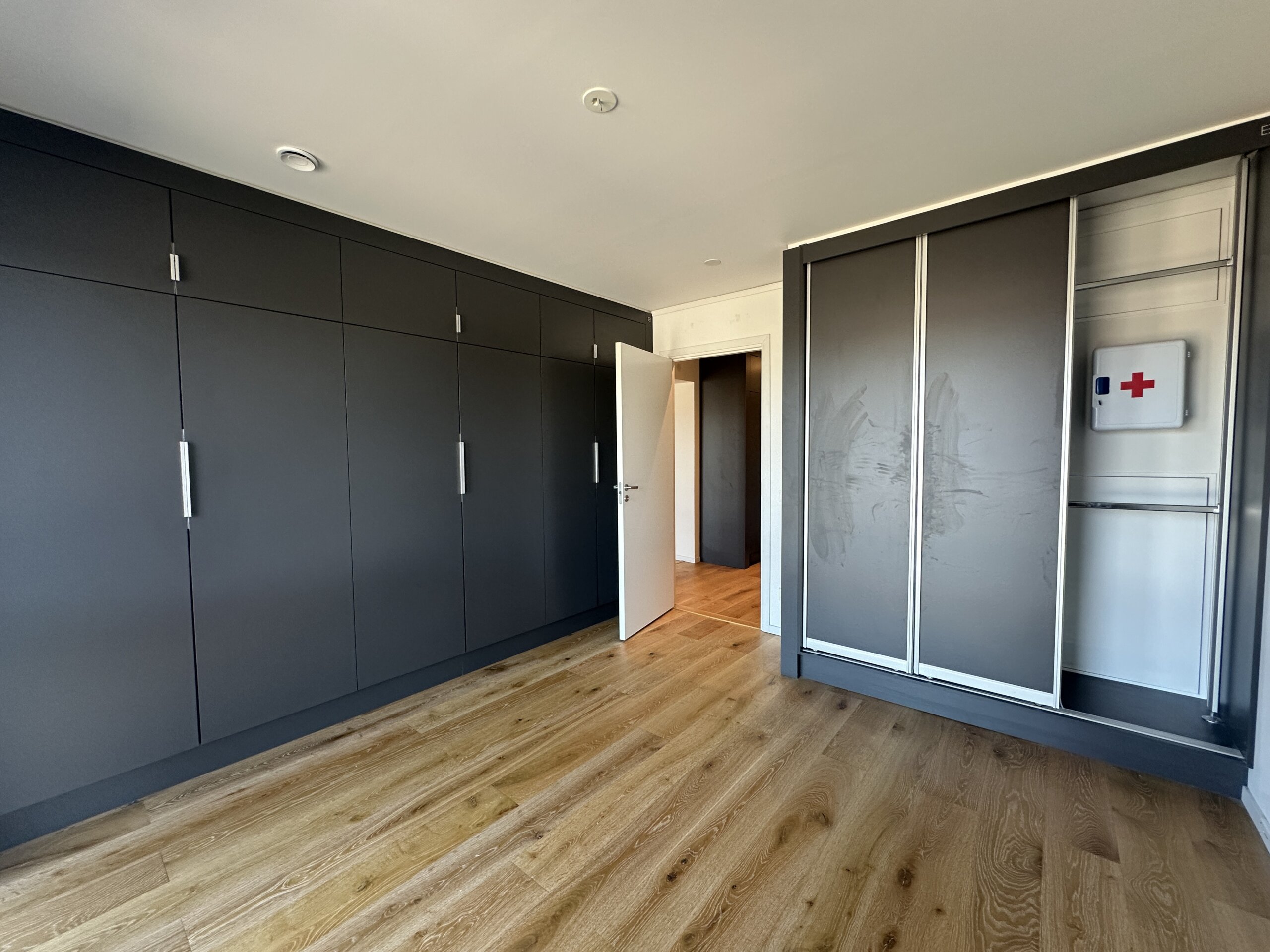 20260423_092643719_iOS