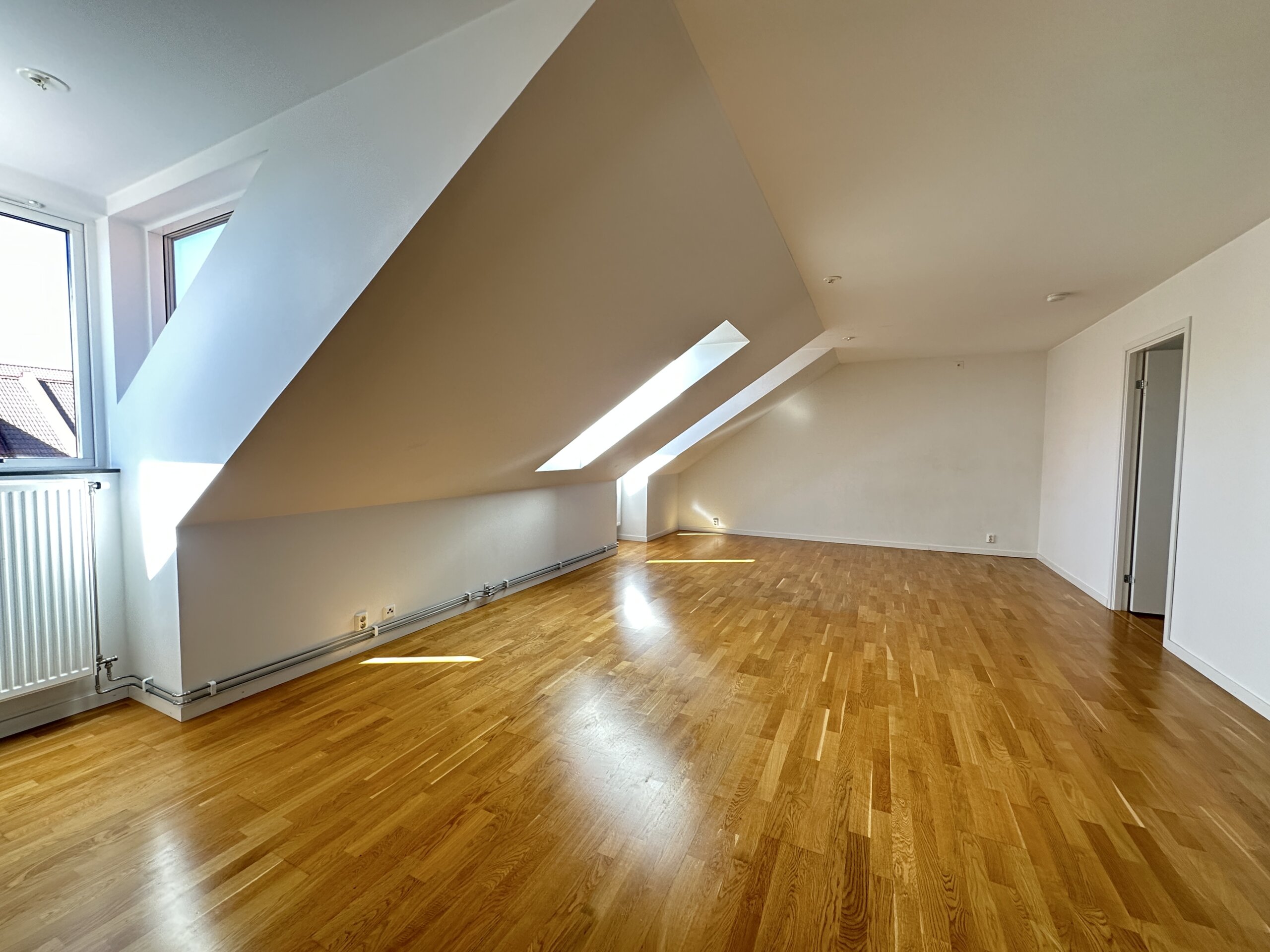 20260423_102042839_iOS