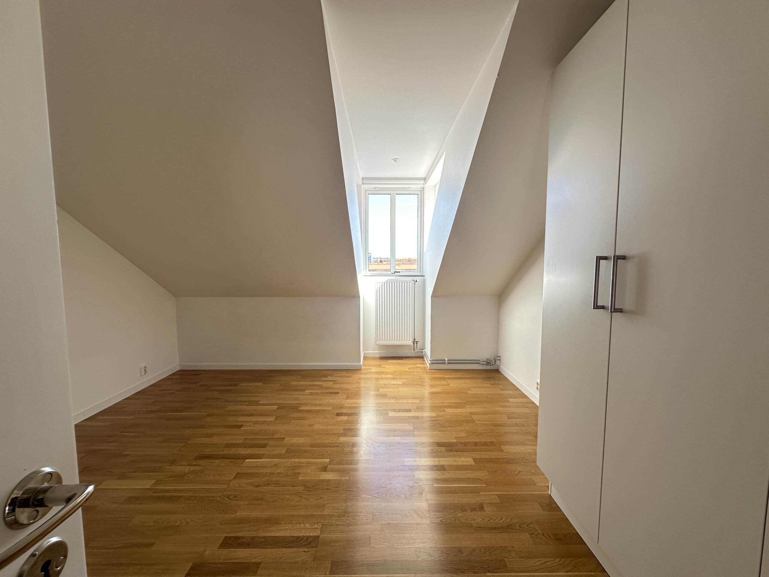 20260423_102116127_iOS