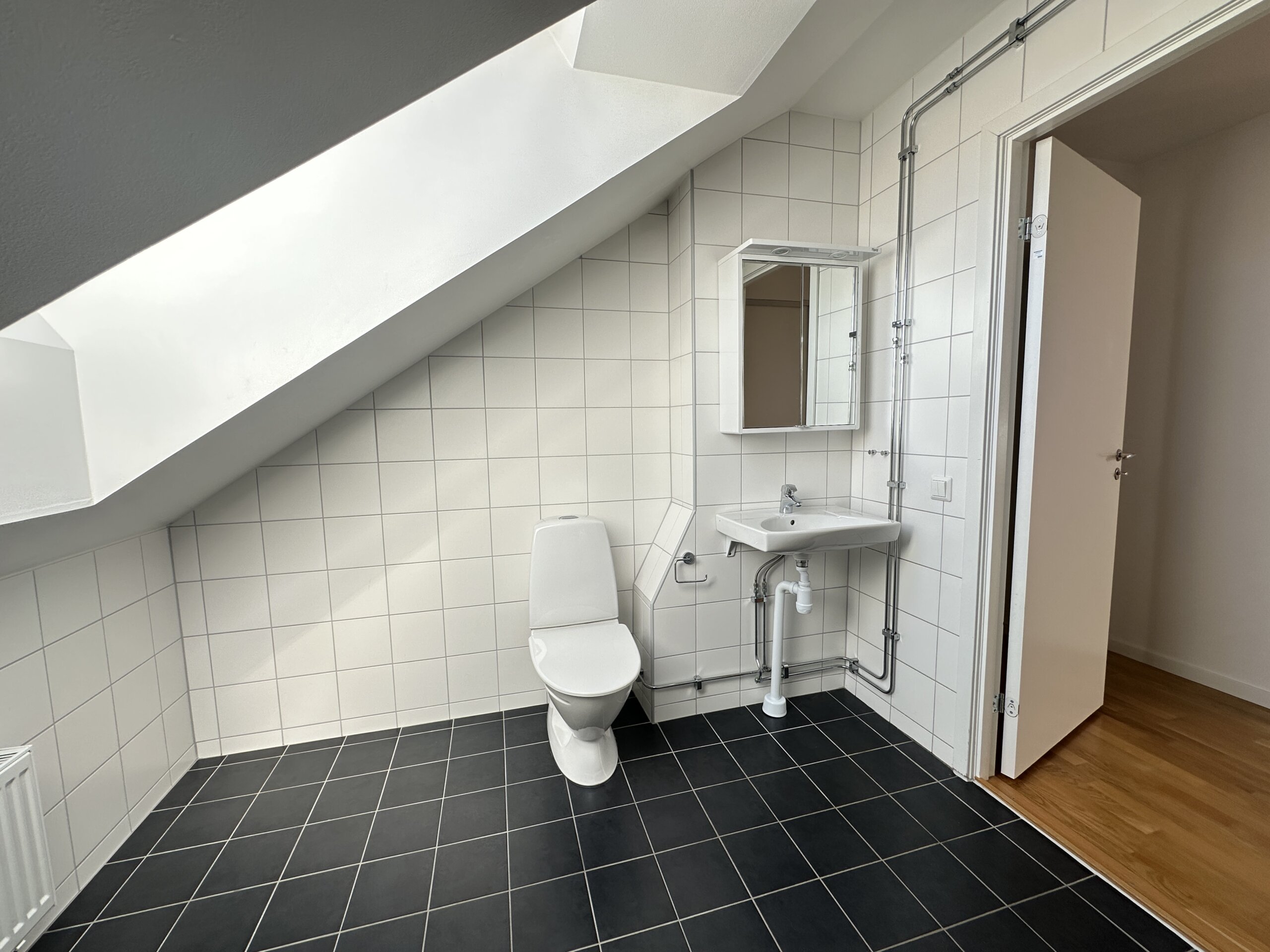 20260423_102156533_iOS