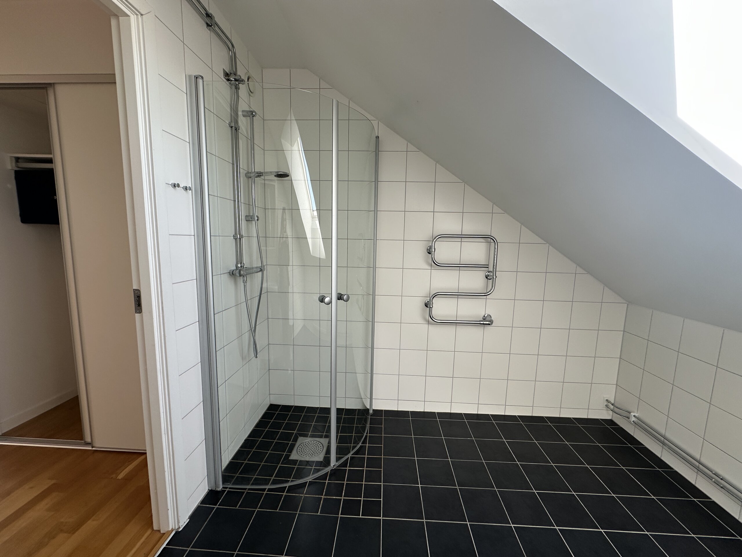 20260423_102203391_iOS