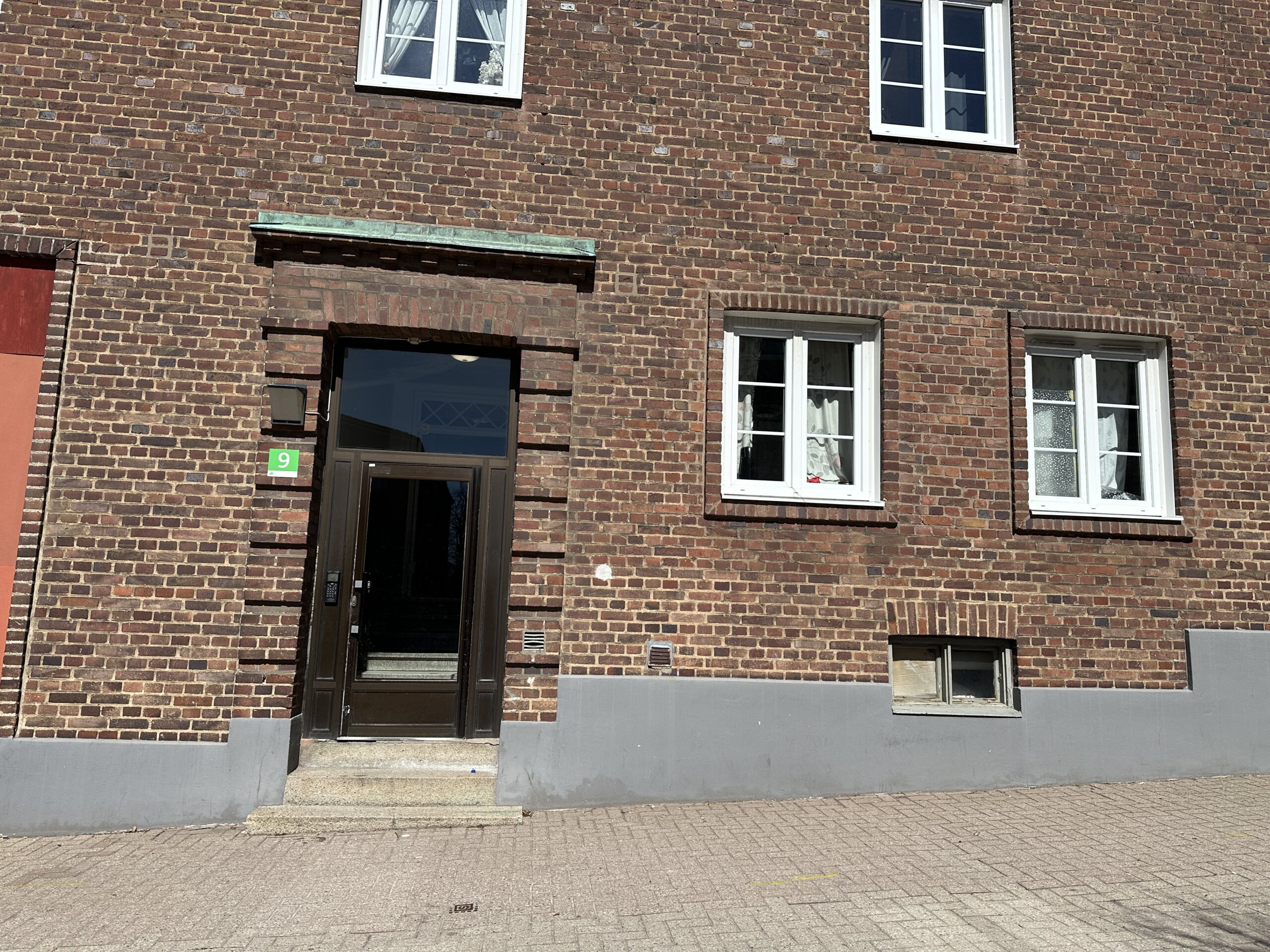 20260423_110041961_iOS