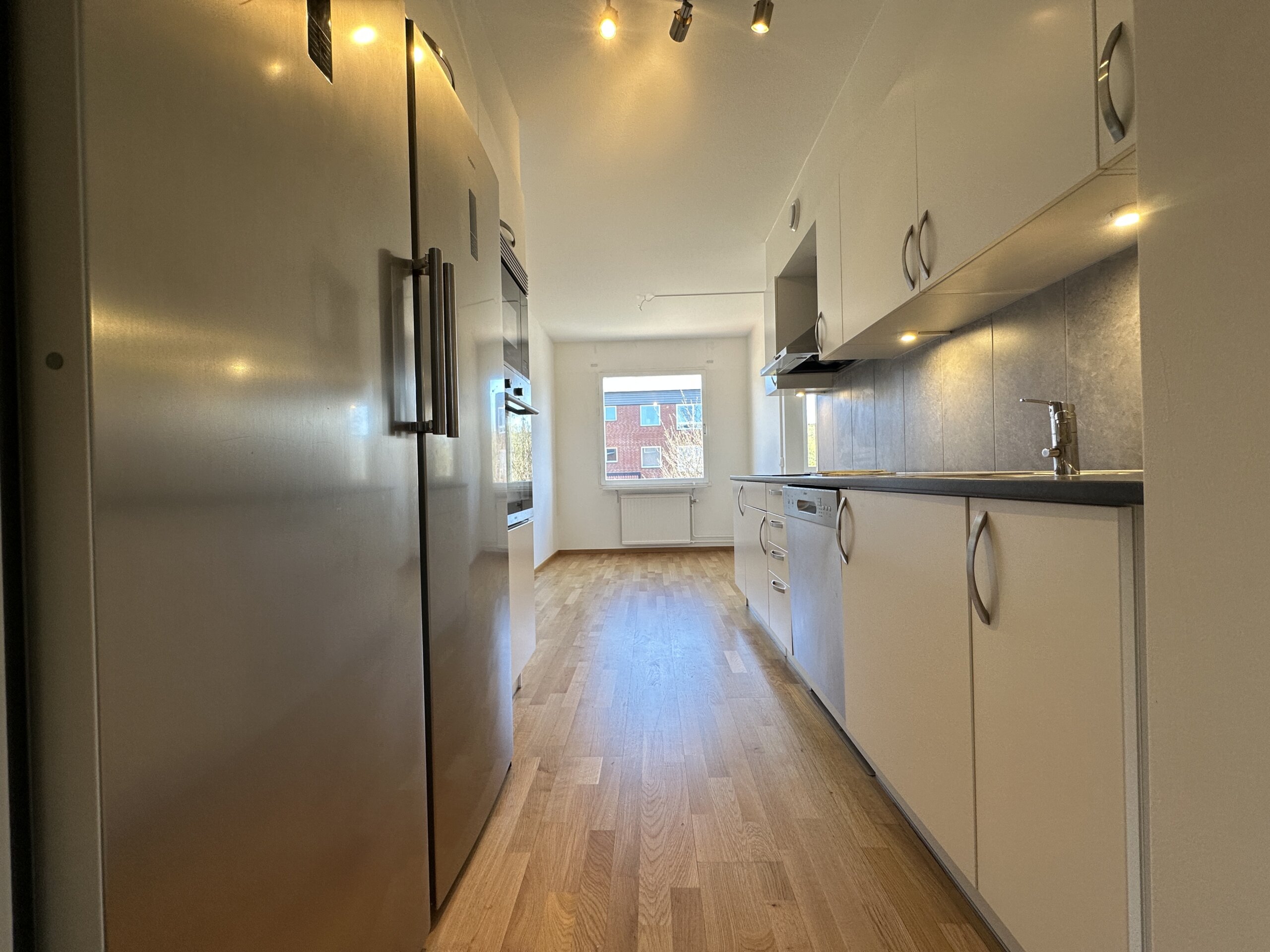 20260423_111640684_iOS